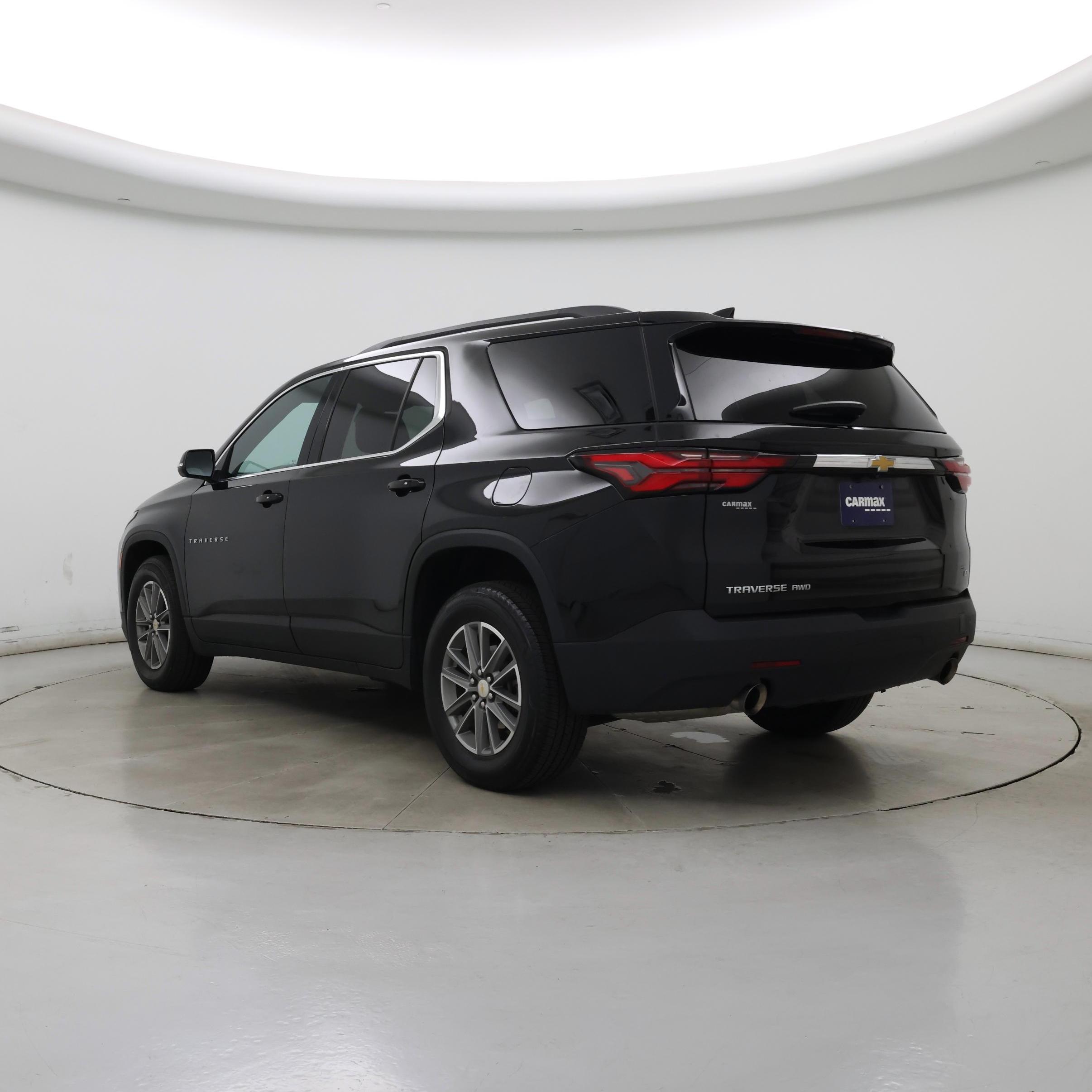 Thumbnail: 2022 Chevrolet Traverse - 2