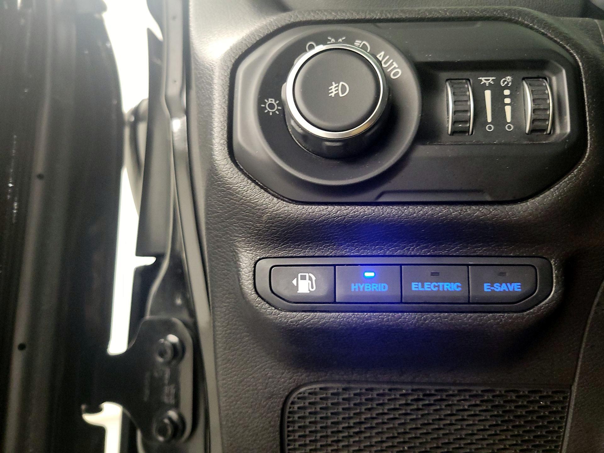 Thumbnail: 2021 Jeep Wrangler - 13