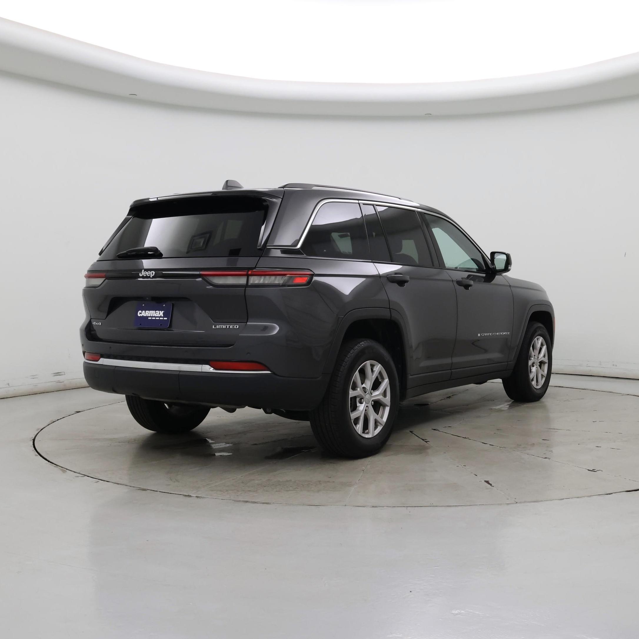 Thumbnail: 2022 Jeep Grand Cherokee - 8