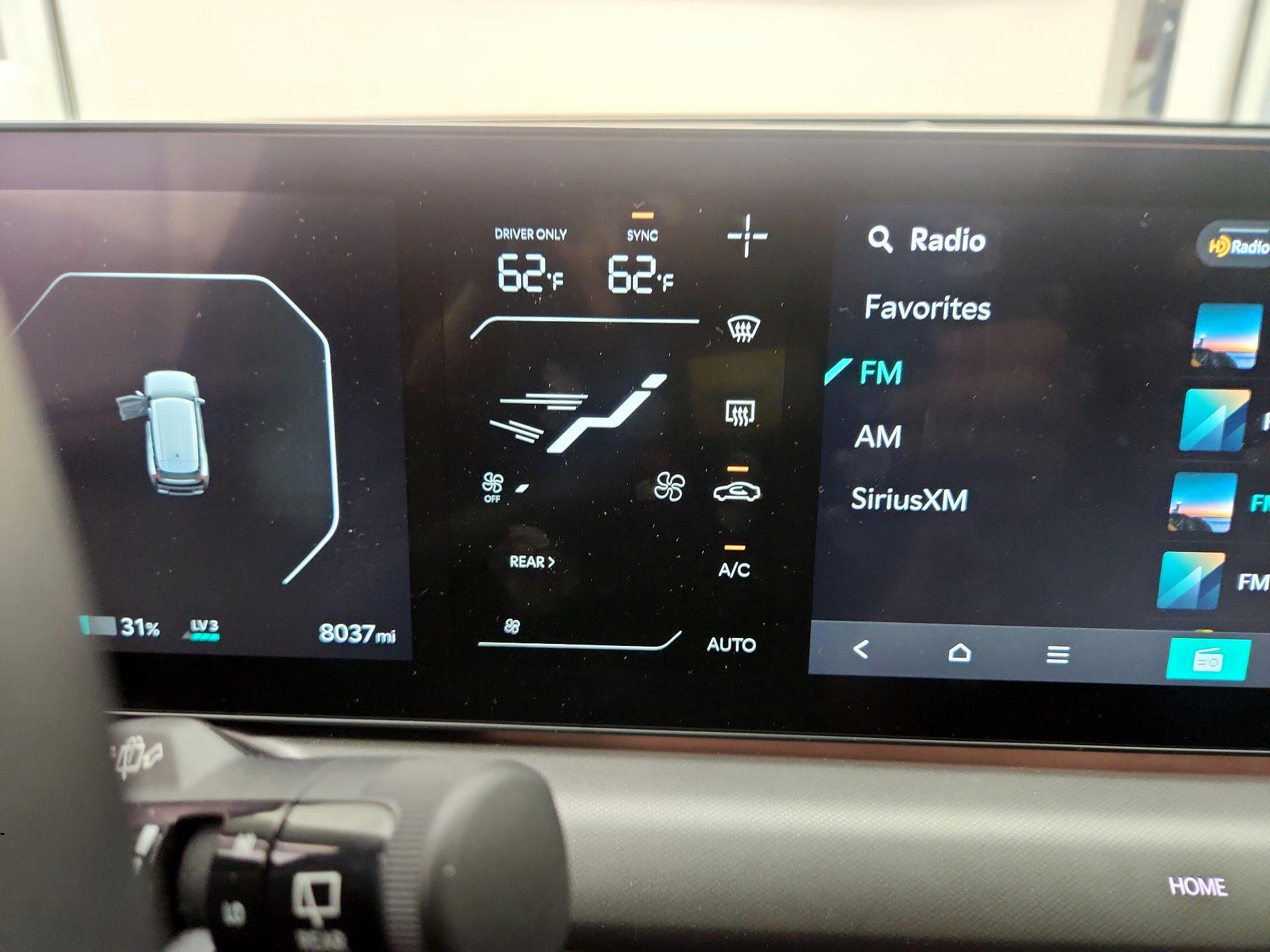 Thumbnail: 2024 Kia EV9 - 17
