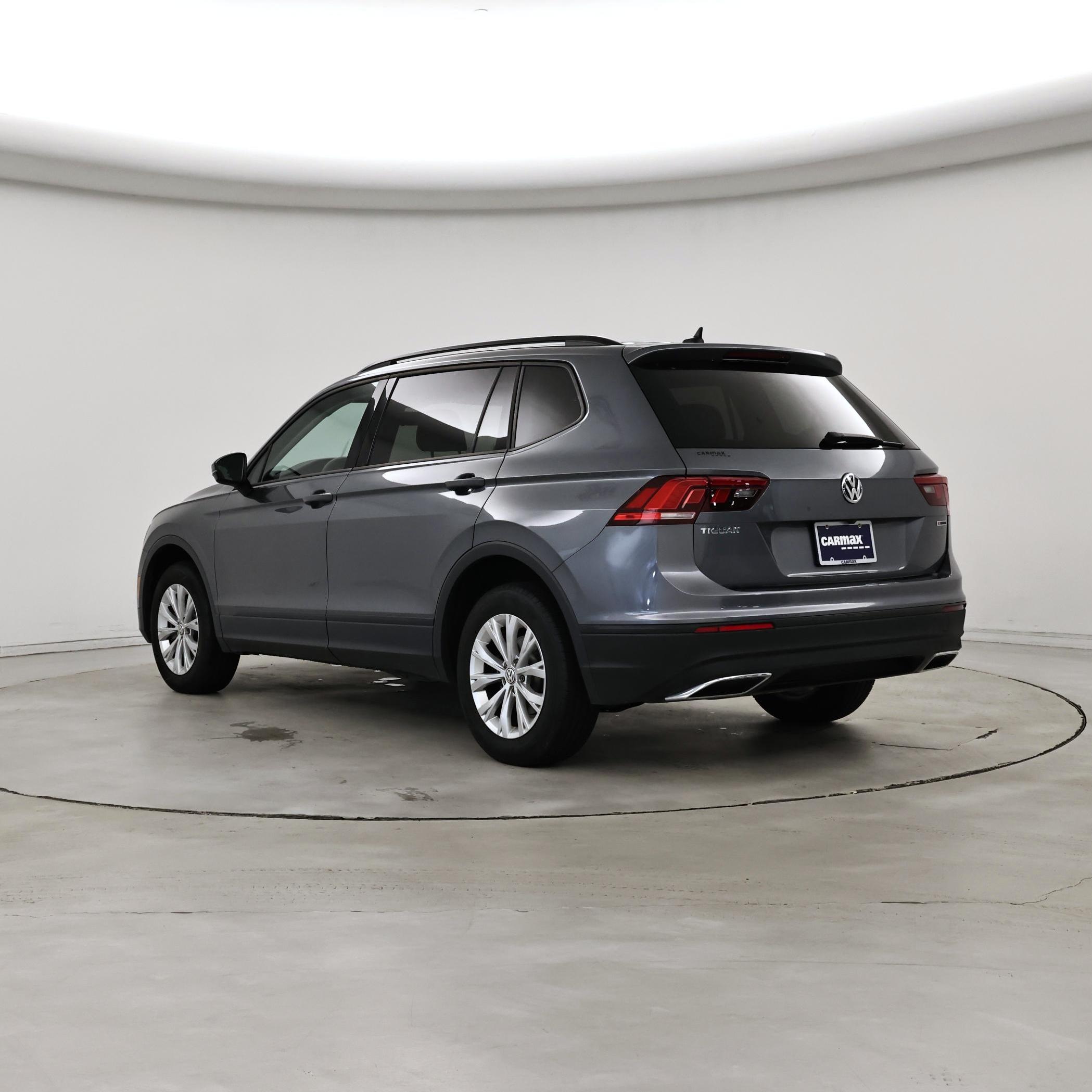 Thumbnail: 2020 Volkswagen Tiguan - 2