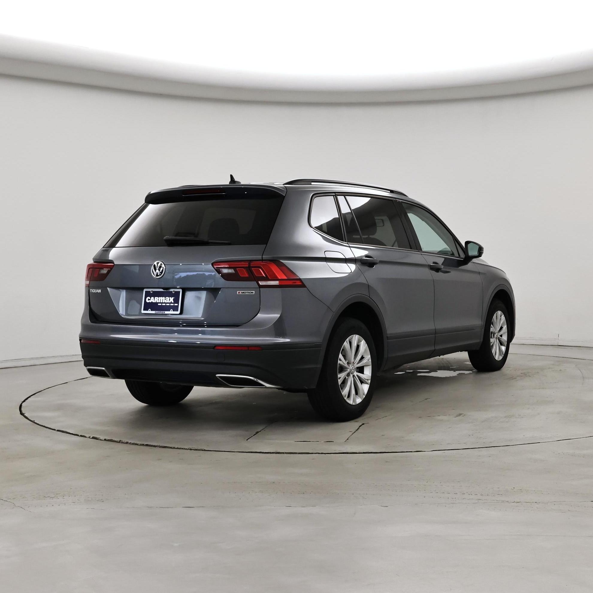 Thumbnail: 2020 Volkswagen Tiguan - 8