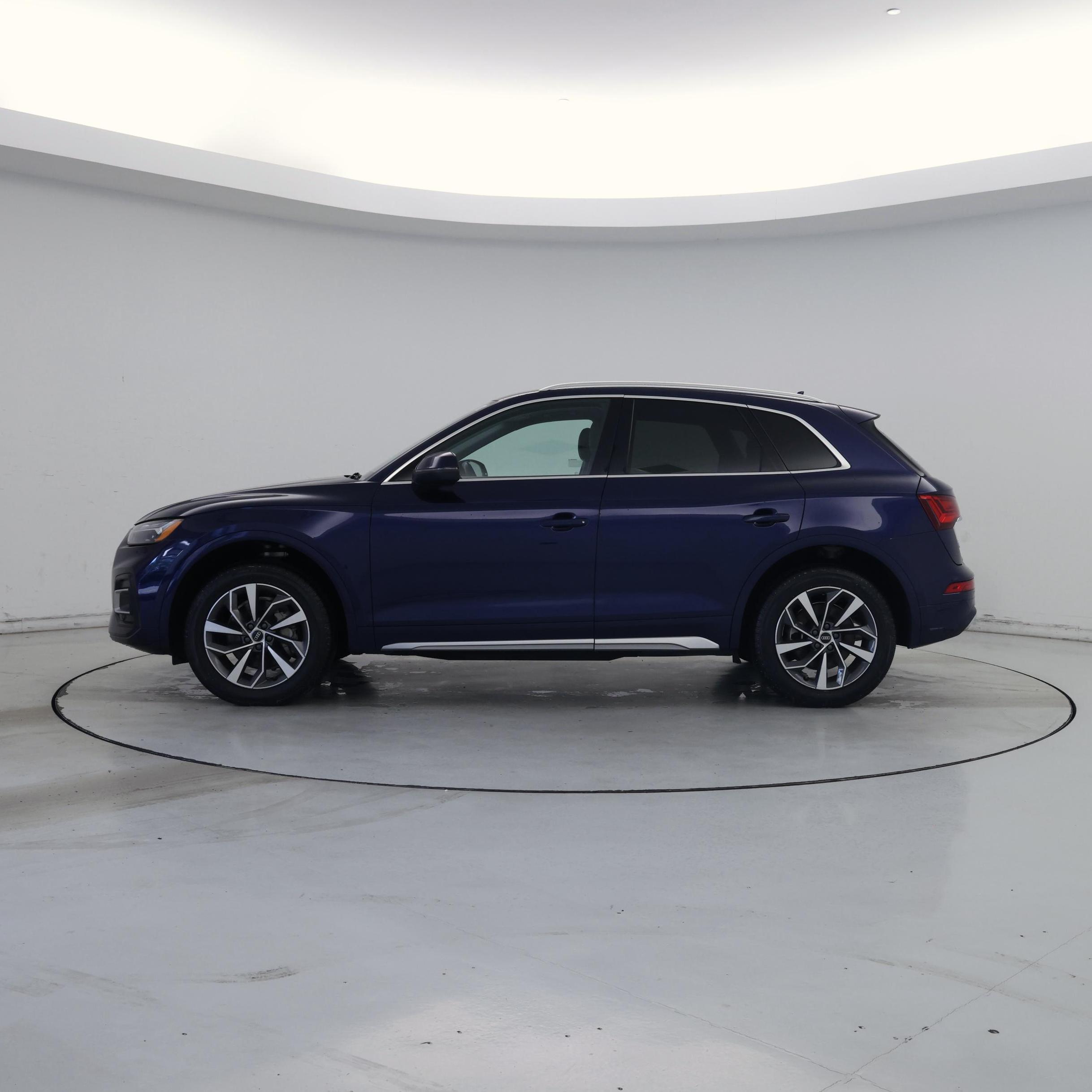 Thumbnail: 2021 Audi Q5 - 3