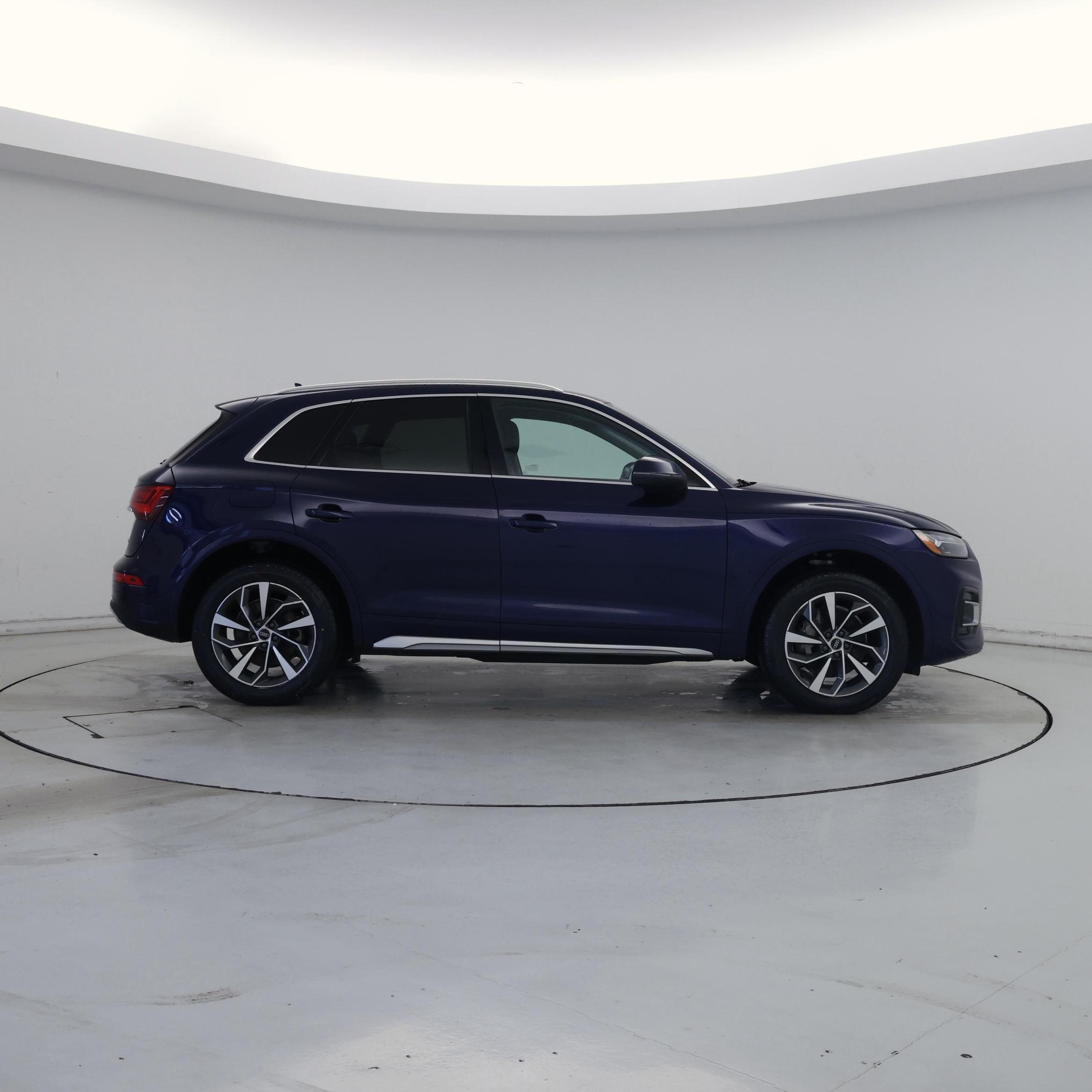 Thumbnail: 2021 Audi Q5 - 7