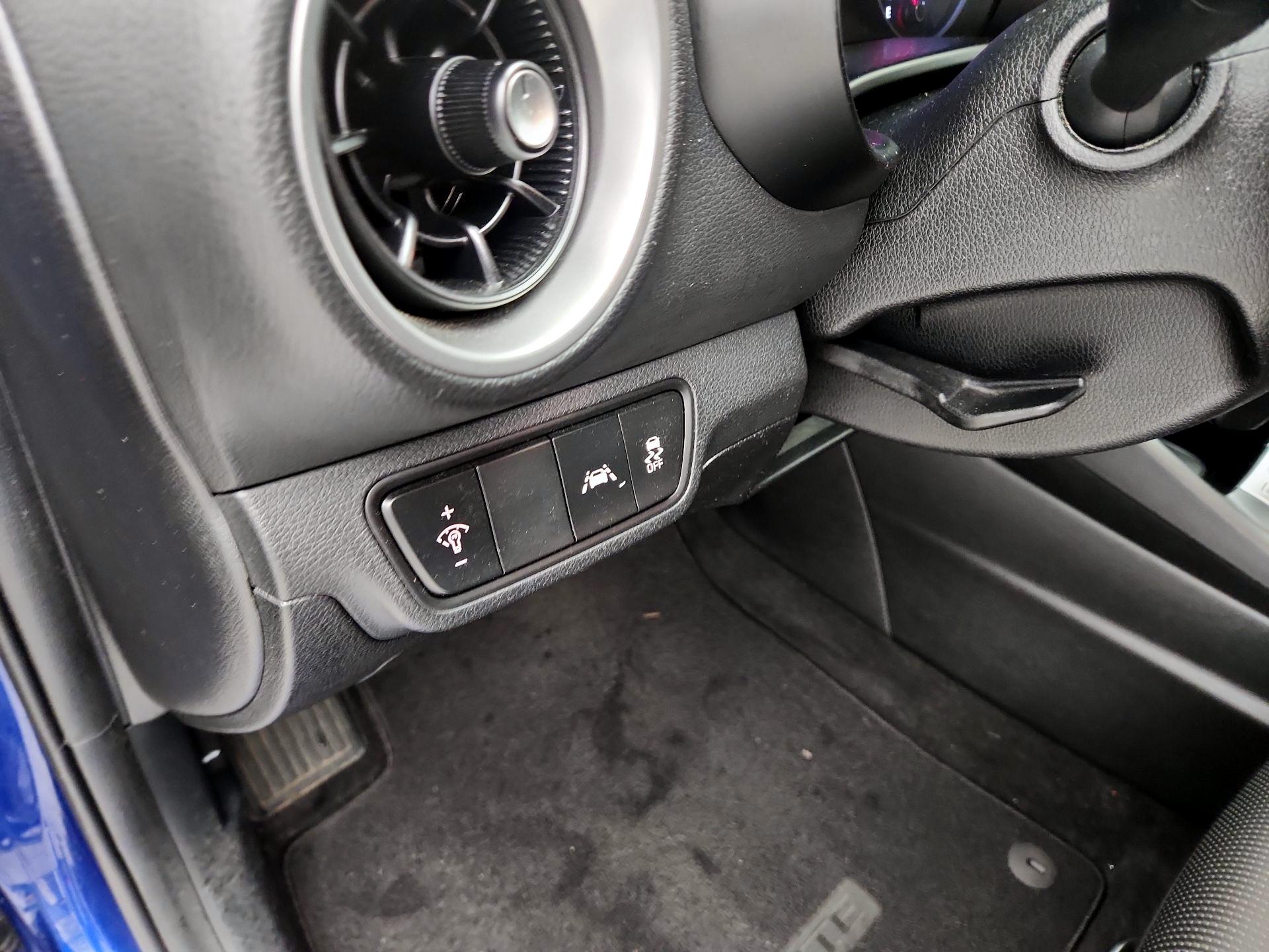 Thumbnail: 2019 Kia Forte - 13