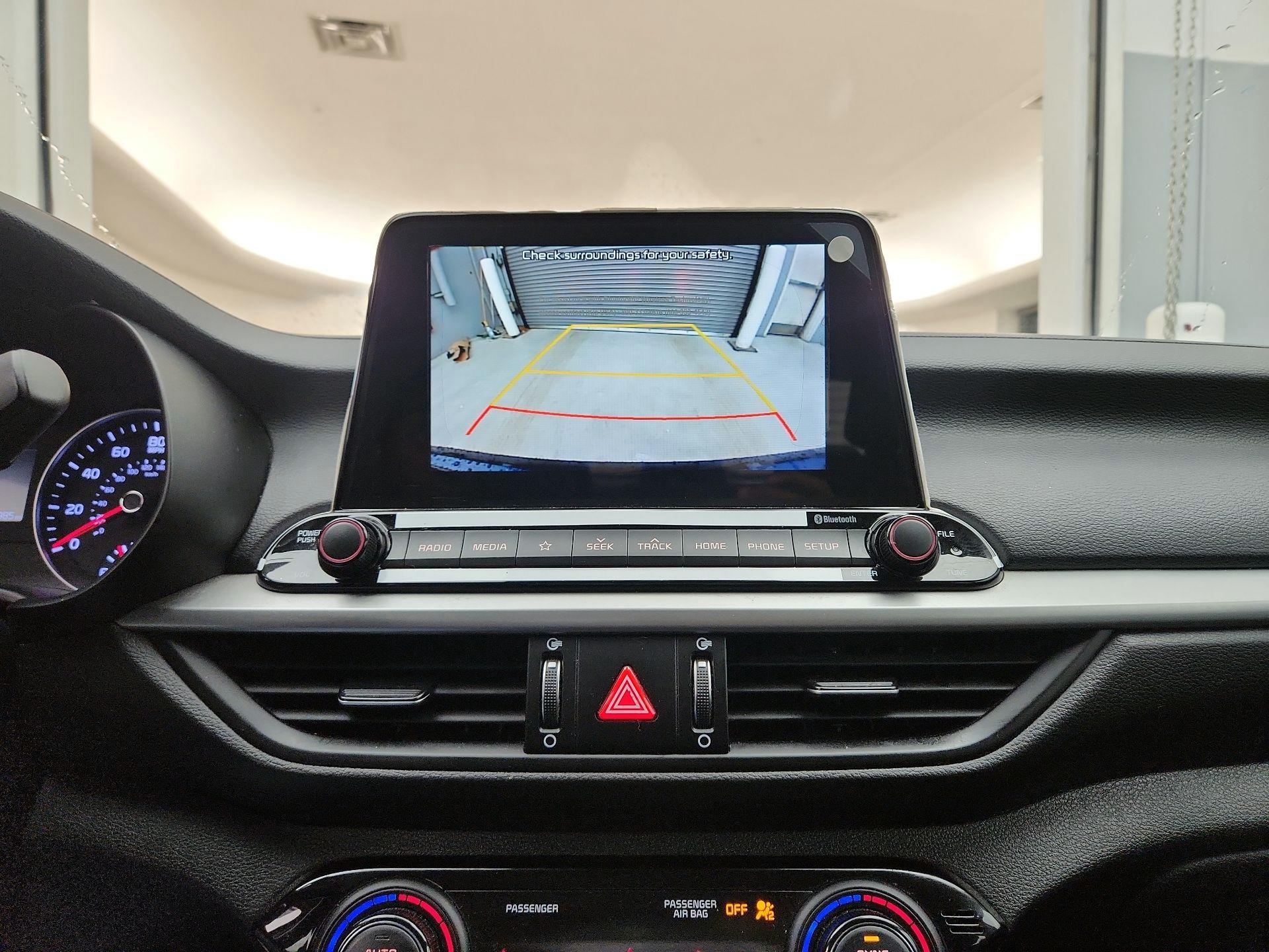 Thumbnail: 2019 Kia Forte - 14