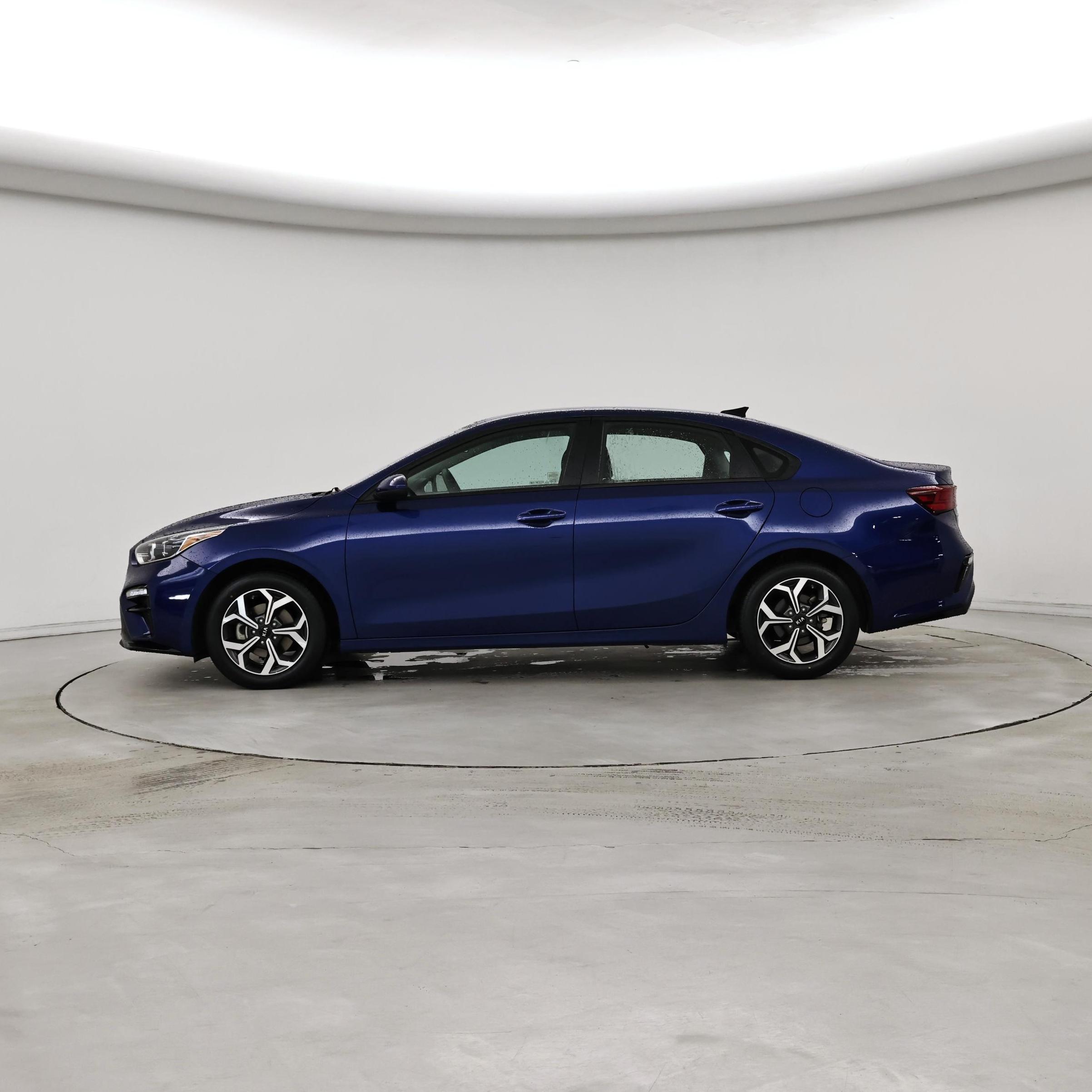 Thumbnail: 2019 Kia Forte - 3