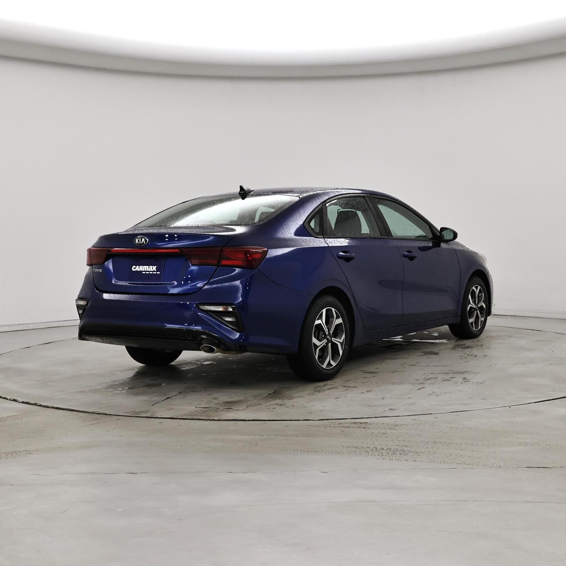 Thumbnail: 2019 Kia Forte - 8