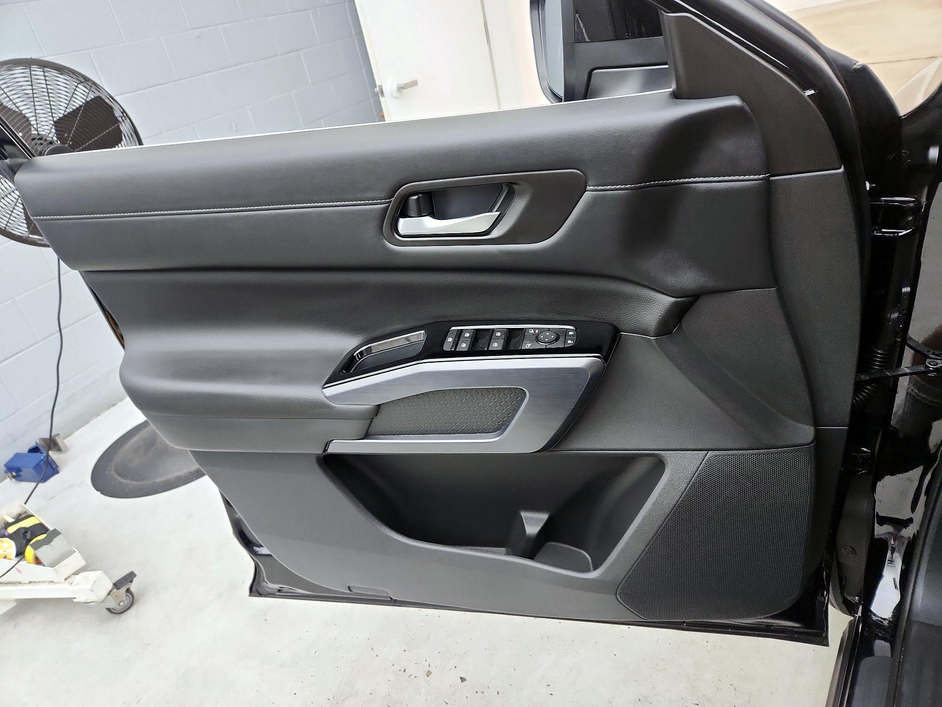 Thumbnail: 2025 Nissan Pathfinder - 12
