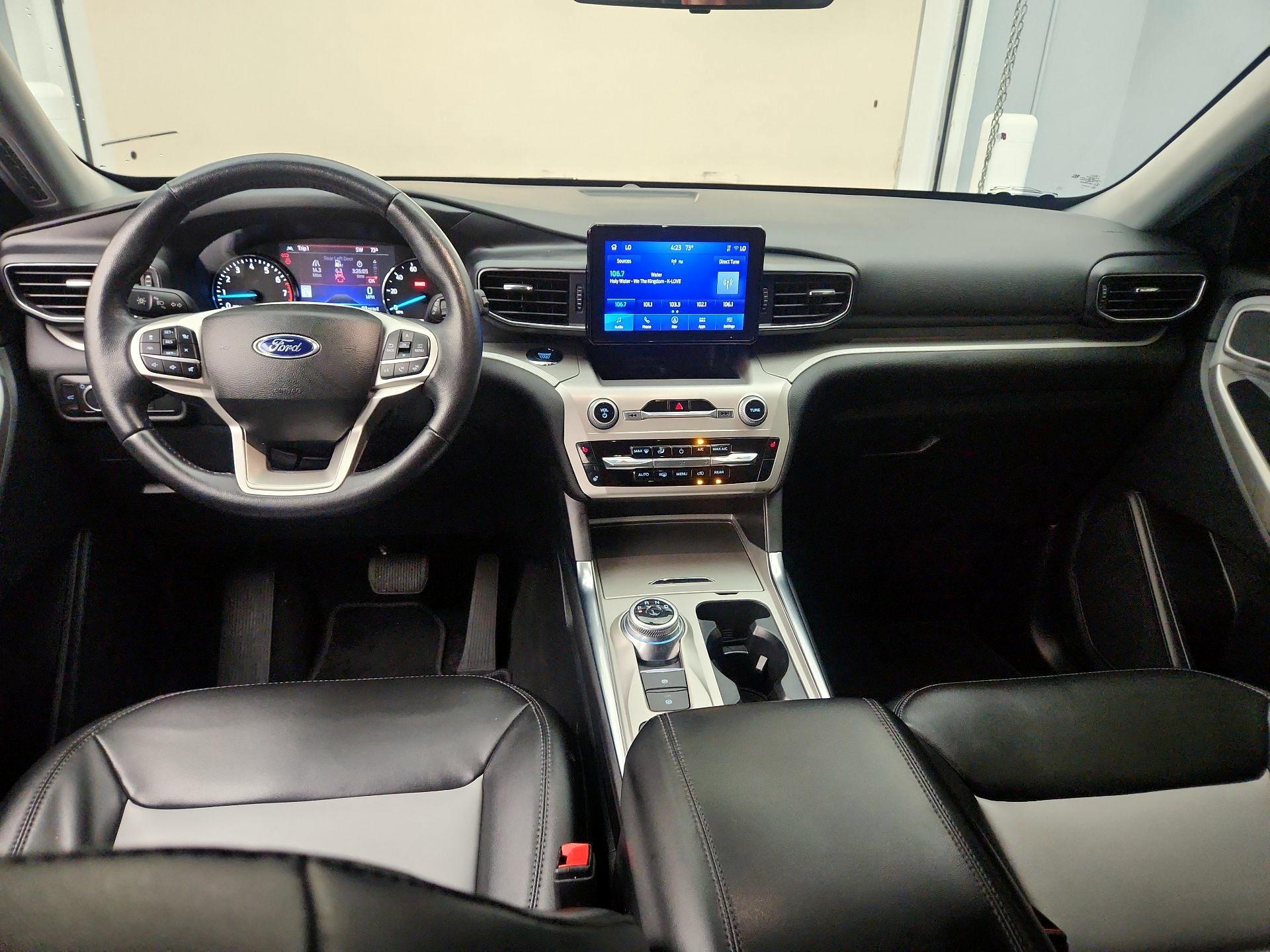 Thumbnail: 2022 Ford Explorer - 9