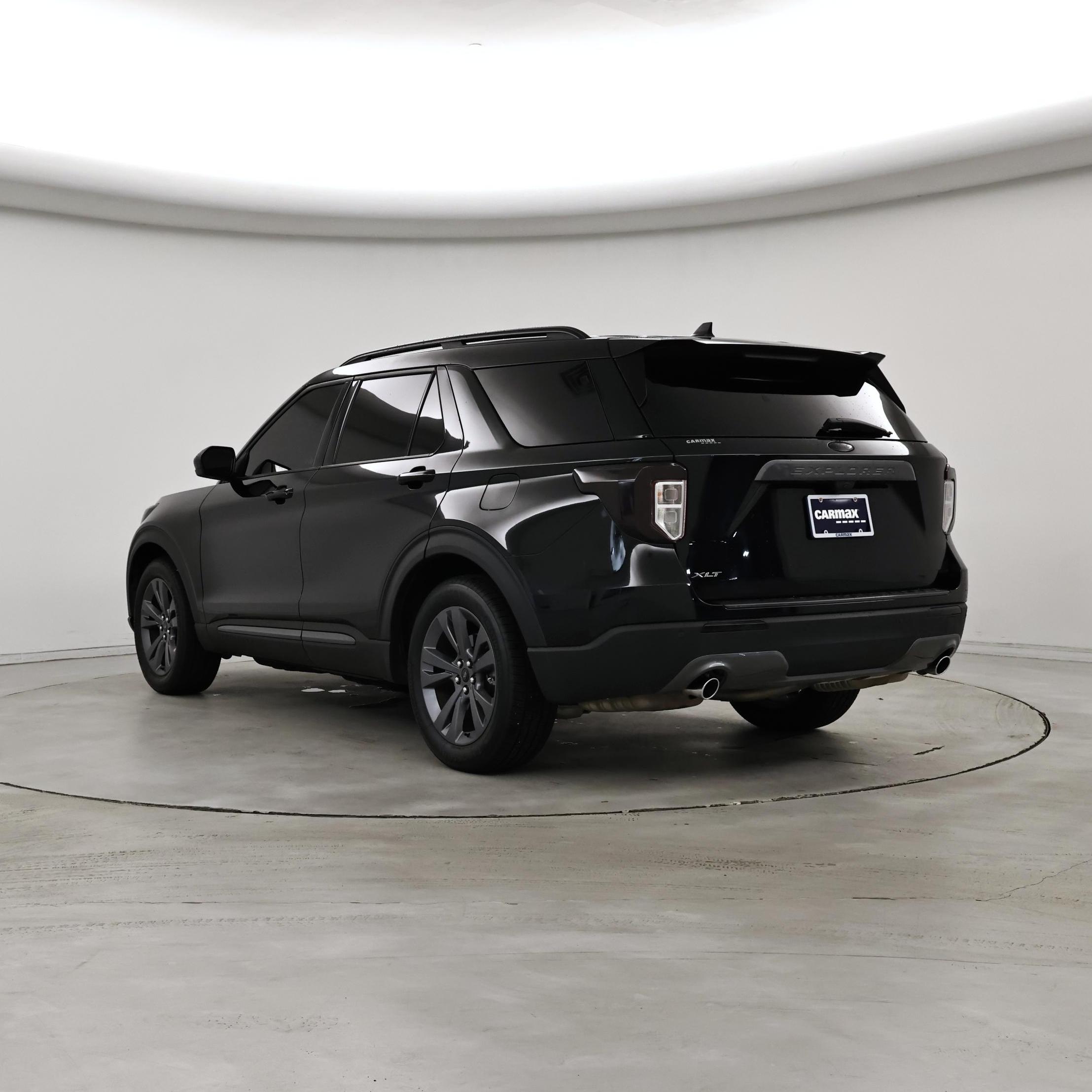 Thumbnail: 2022 Ford Explorer - 2