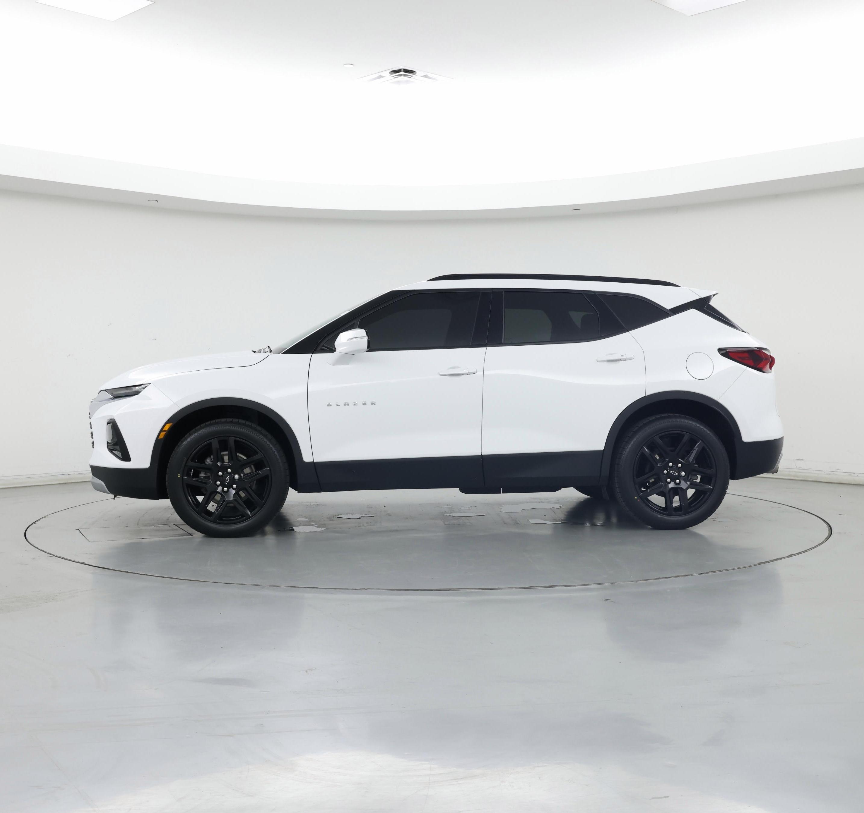 Thumbnail: 2022 Chevrolet Blazer - 3