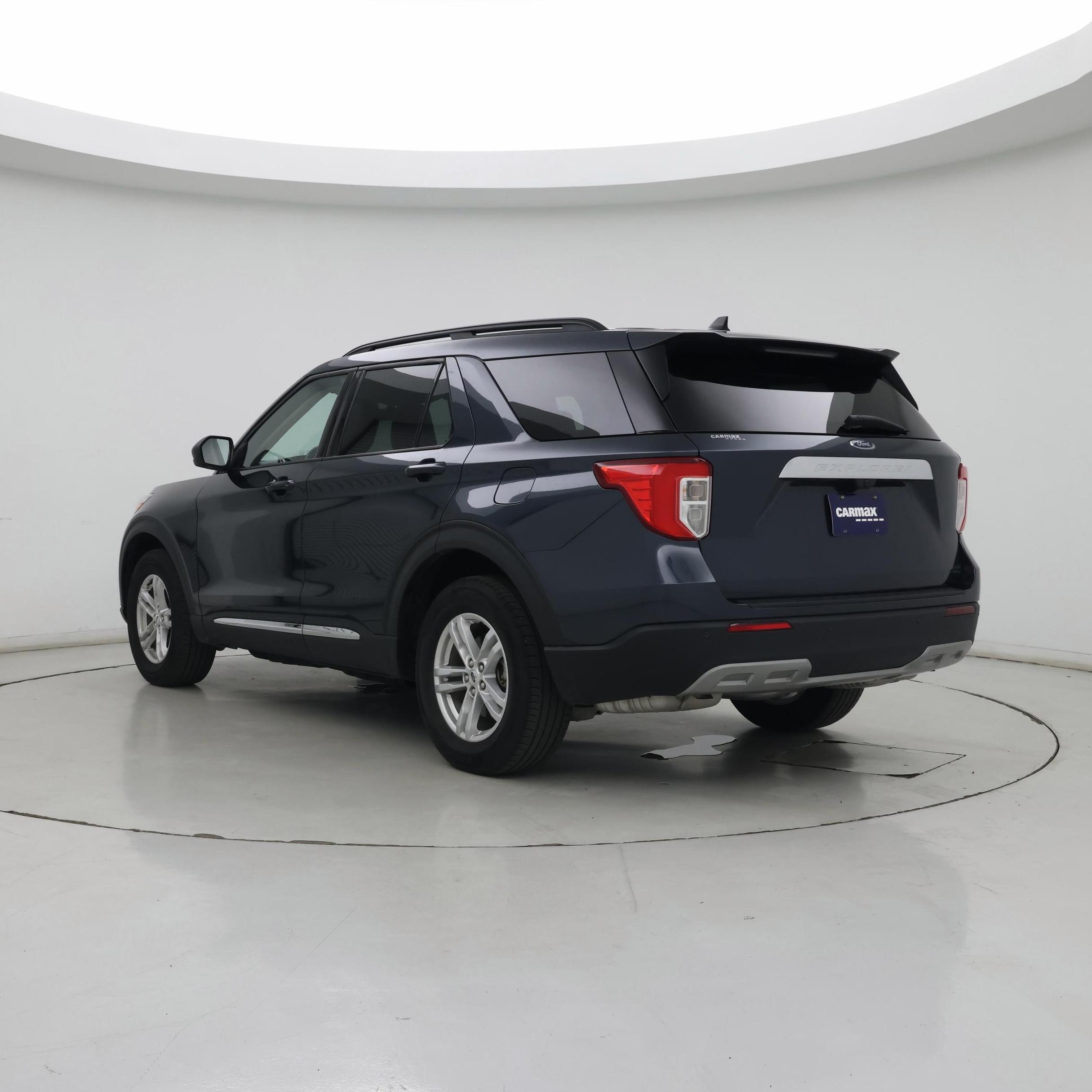 Thumbnail: 2022 Ford Explorer - 2