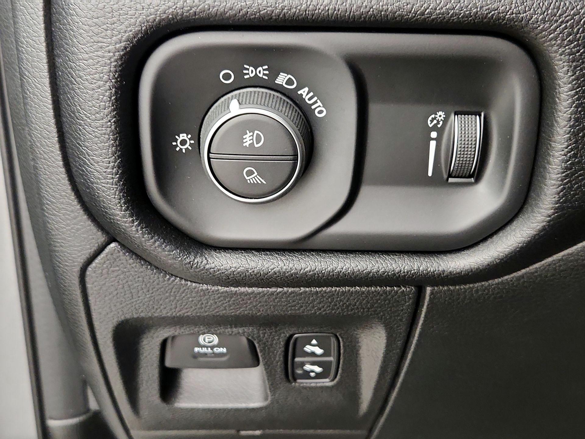 Thumbnail: 2022 RAM 1500 - 13