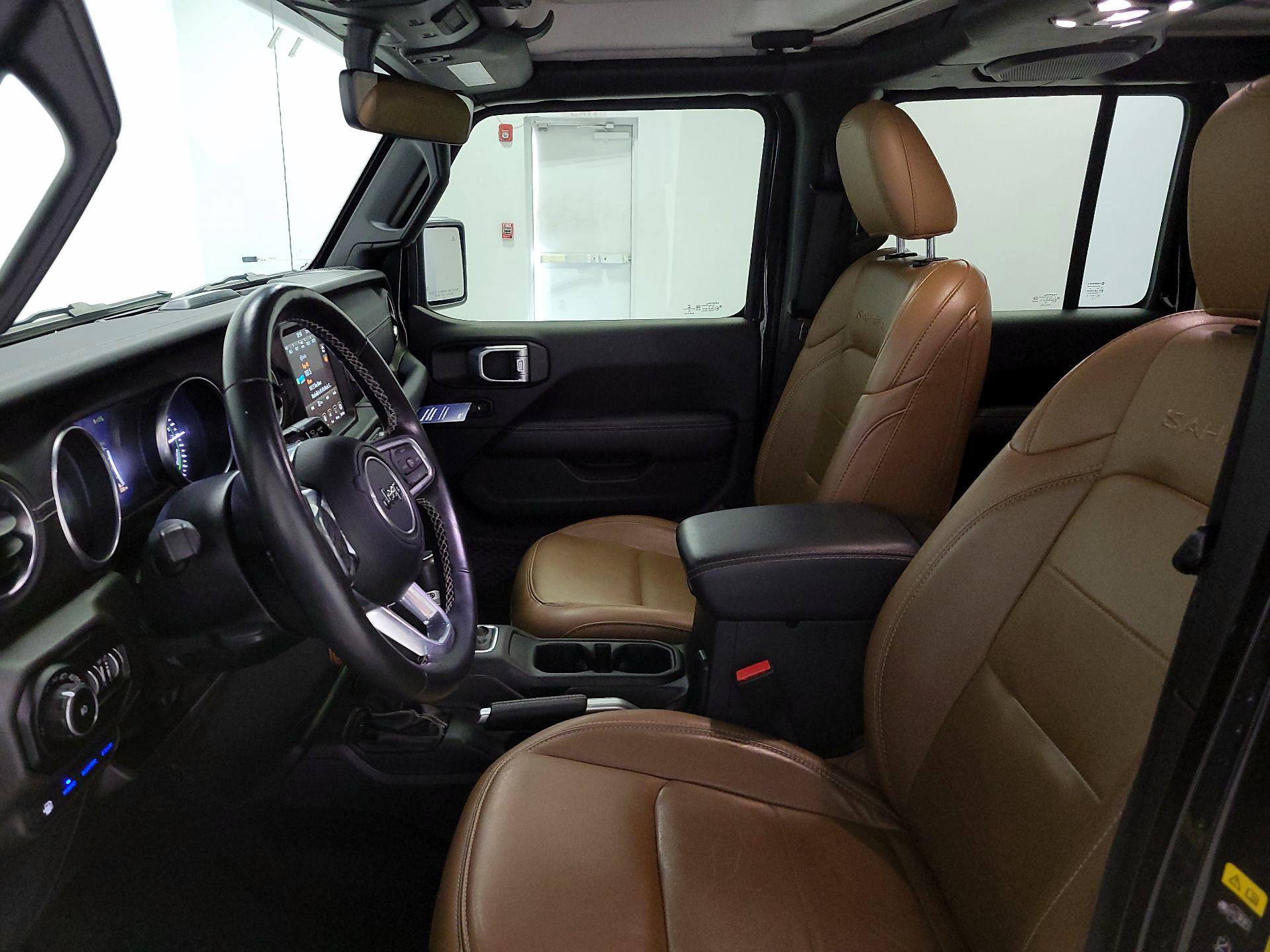 Thumbnail: 2022 Jeep Wrangler - 11