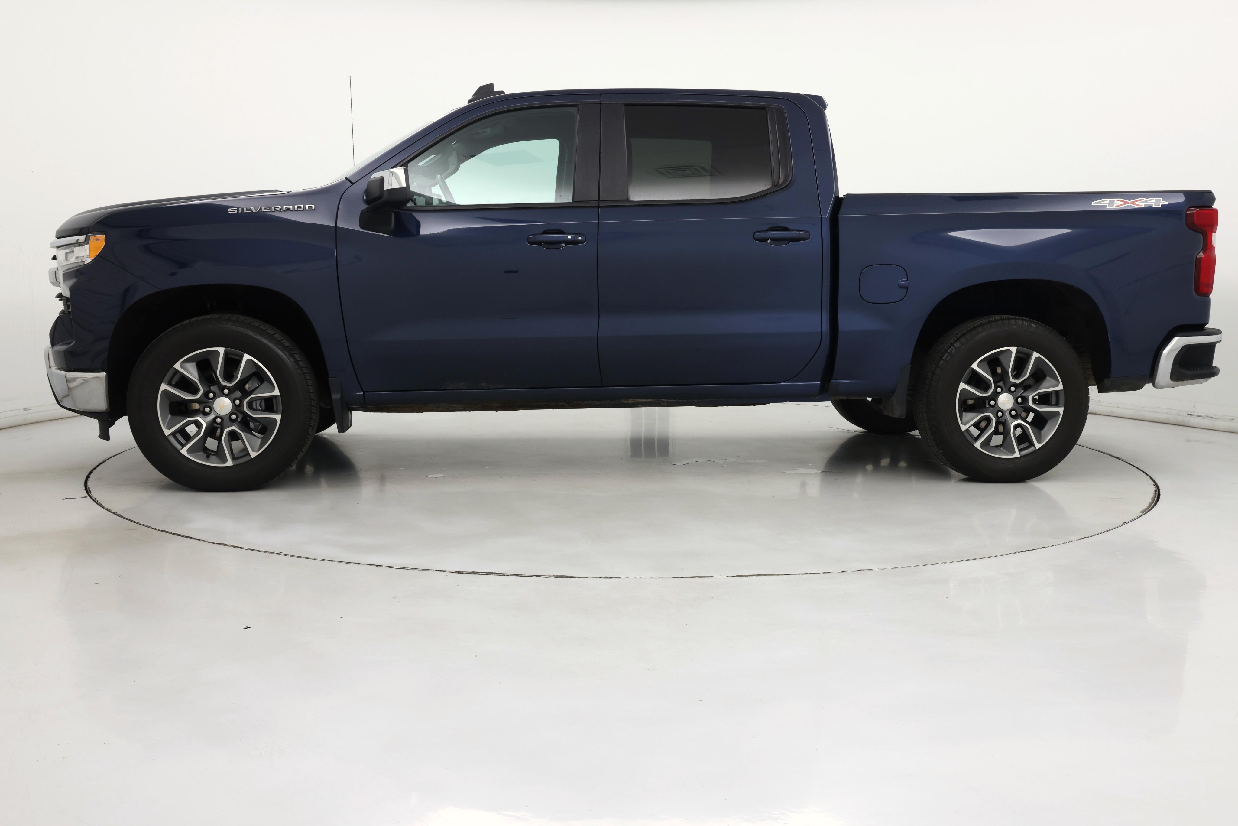 Thumbnail: 2022 Chevrolet Silverado 1500 - 3