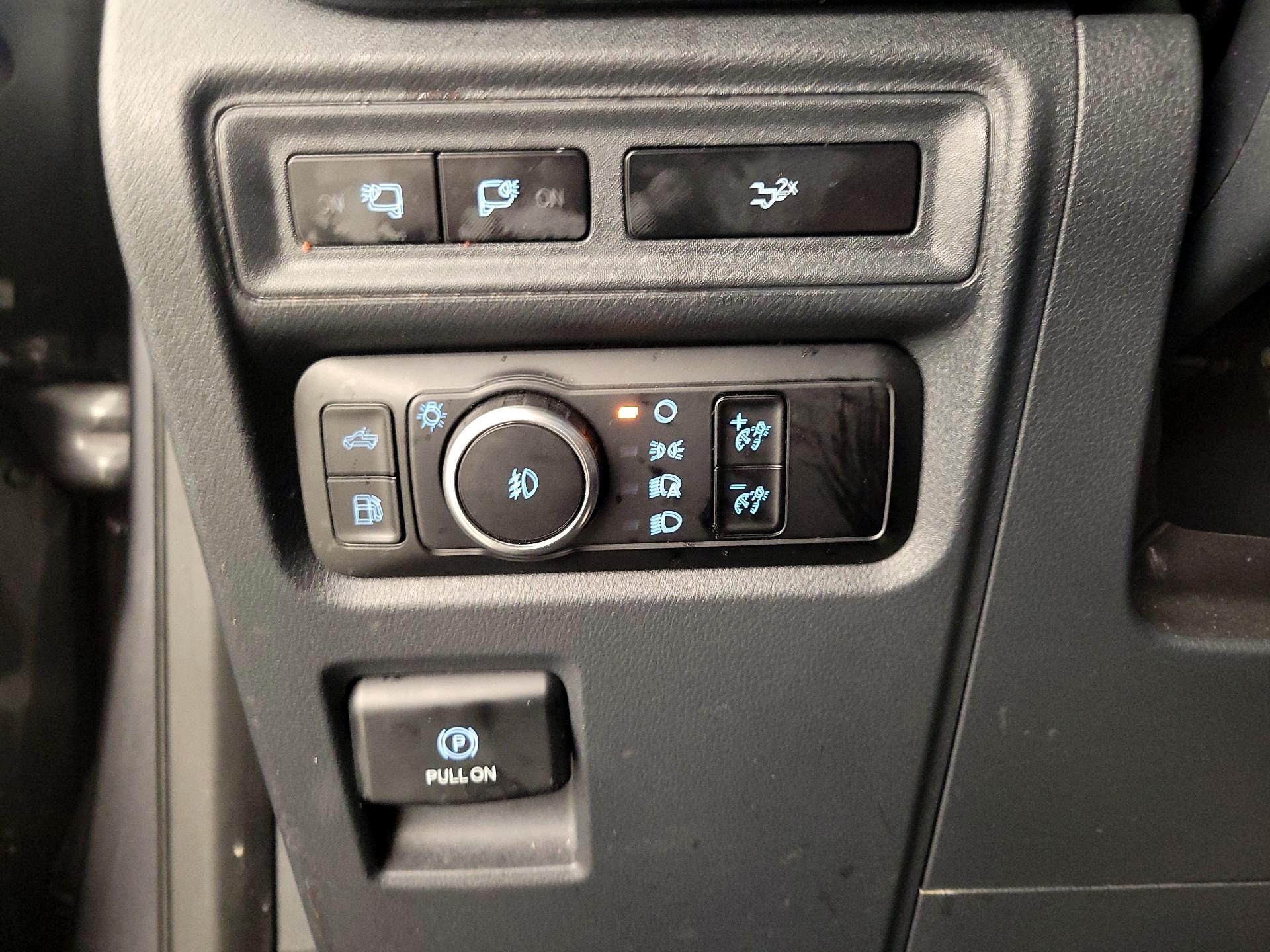 Thumbnail: 2023 Ford F-150 - 13