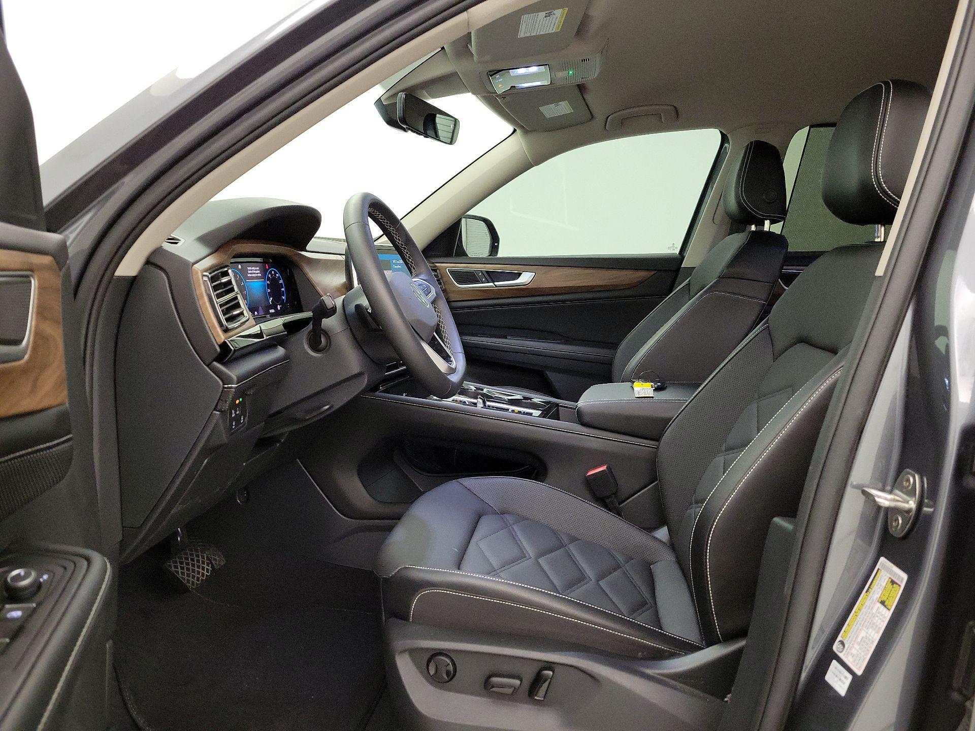 Thumbnail: 2024 Volkswagen Atlas - 11