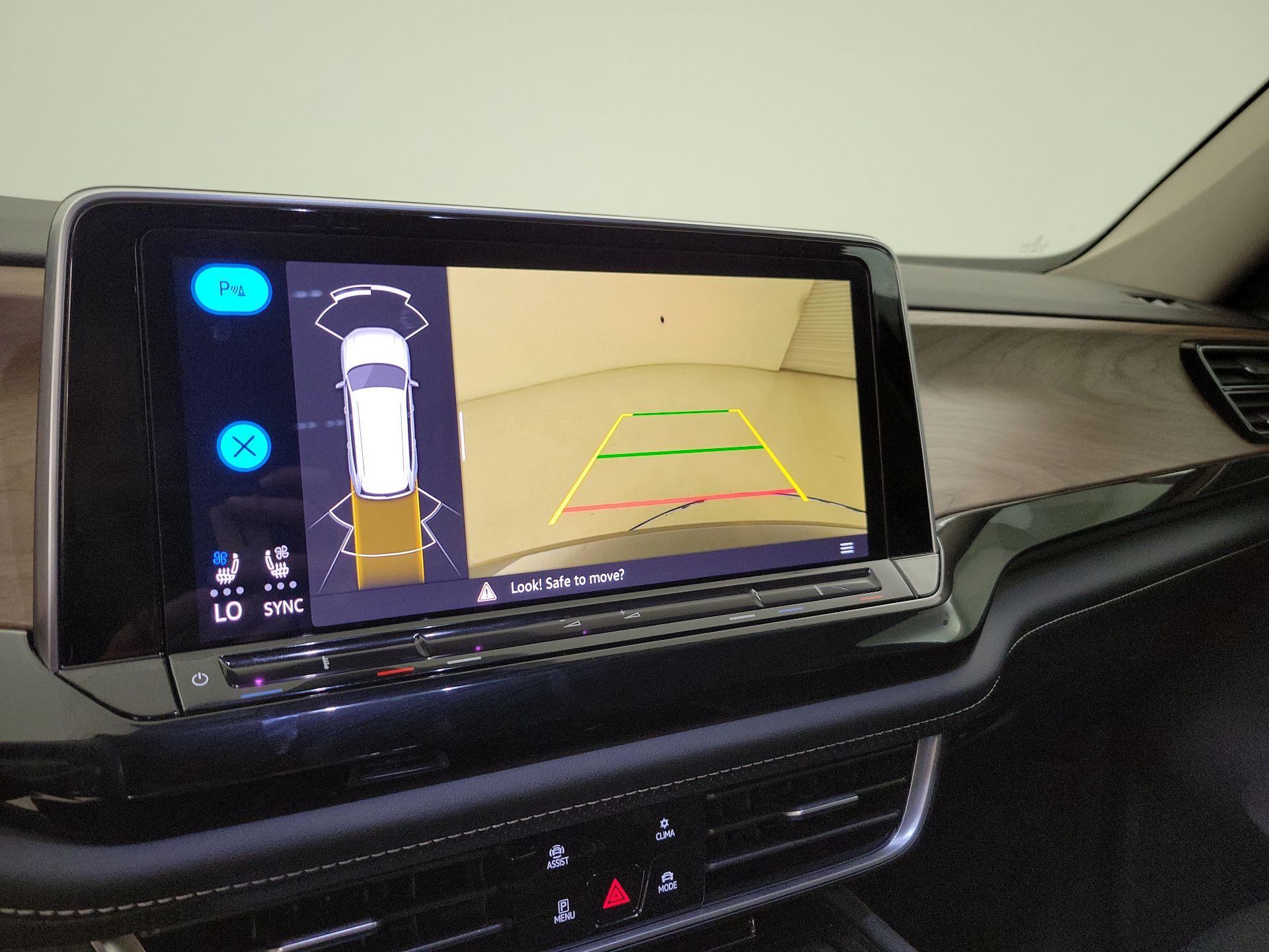 Thumbnail: 2024 Volkswagen Atlas - 14