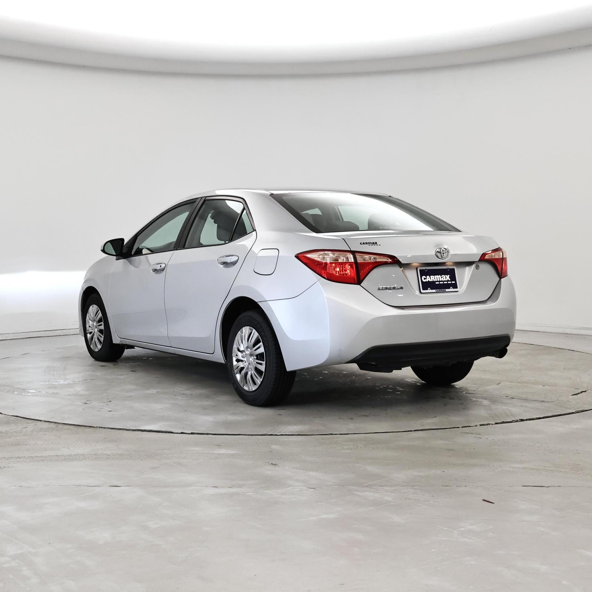 Thumbnail: 2018 Toyota Corolla - 2