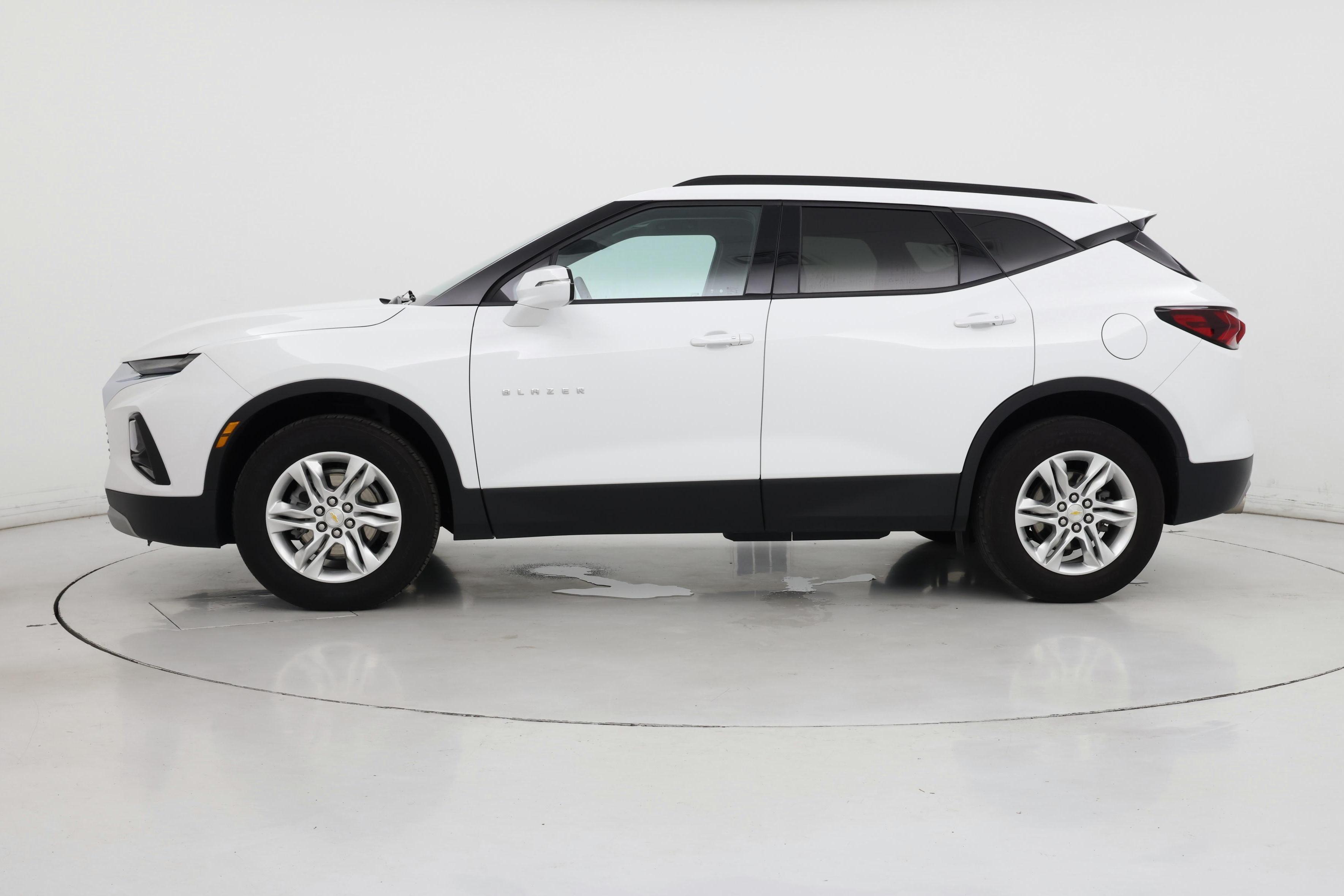 Thumbnail: 2022 Chevrolet Blazer - 3