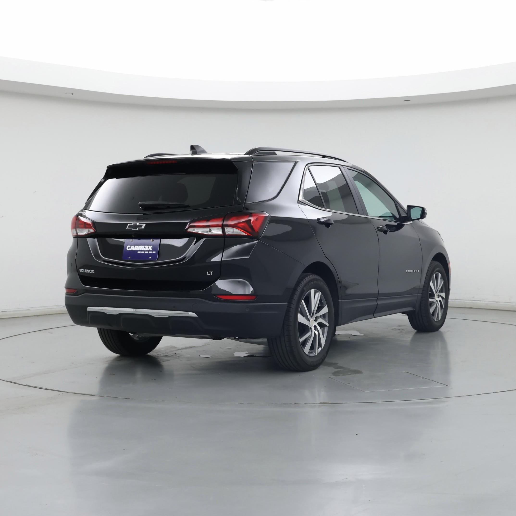 Thumbnail: 2022 Chevrolet Equinox - 8