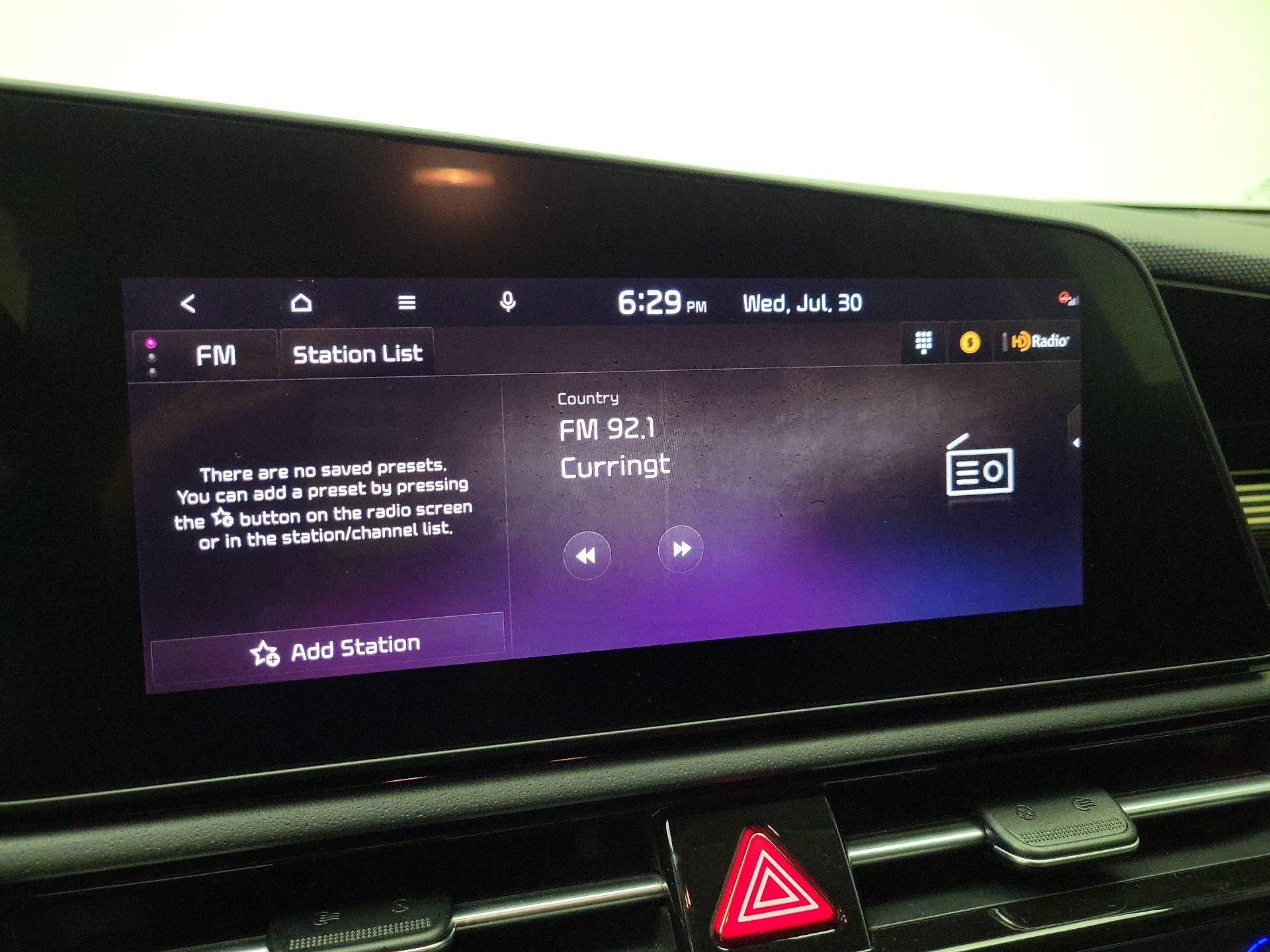 Thumbnail: 2023 Kia Niro - 14