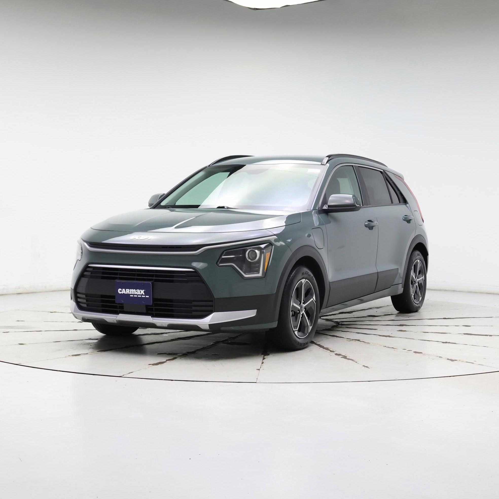 Thumbnail: 2023 Kia Niro - 4