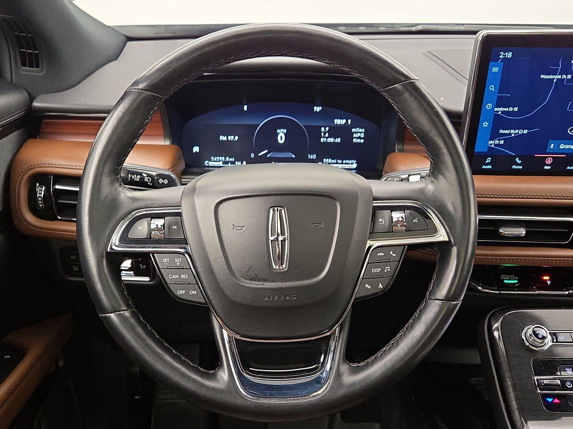 Thumbnail: 2023 Lincoln Nautilus - 10