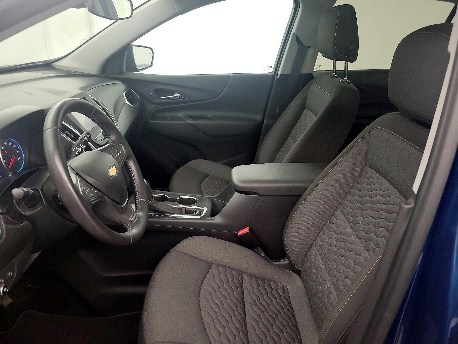 Thumbnail: 2021 Chevrolet Equinox - 11