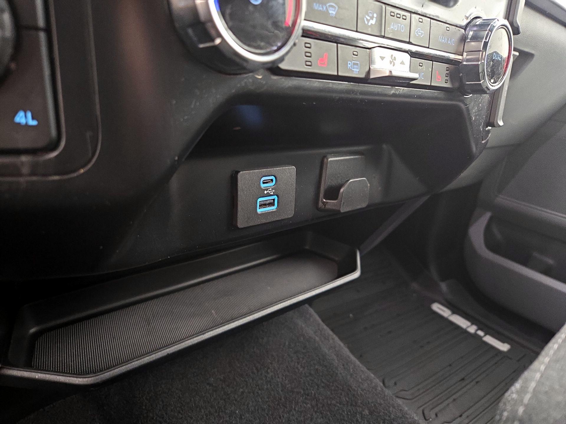 Thumbnail: 2023 Ford F-150 - 19