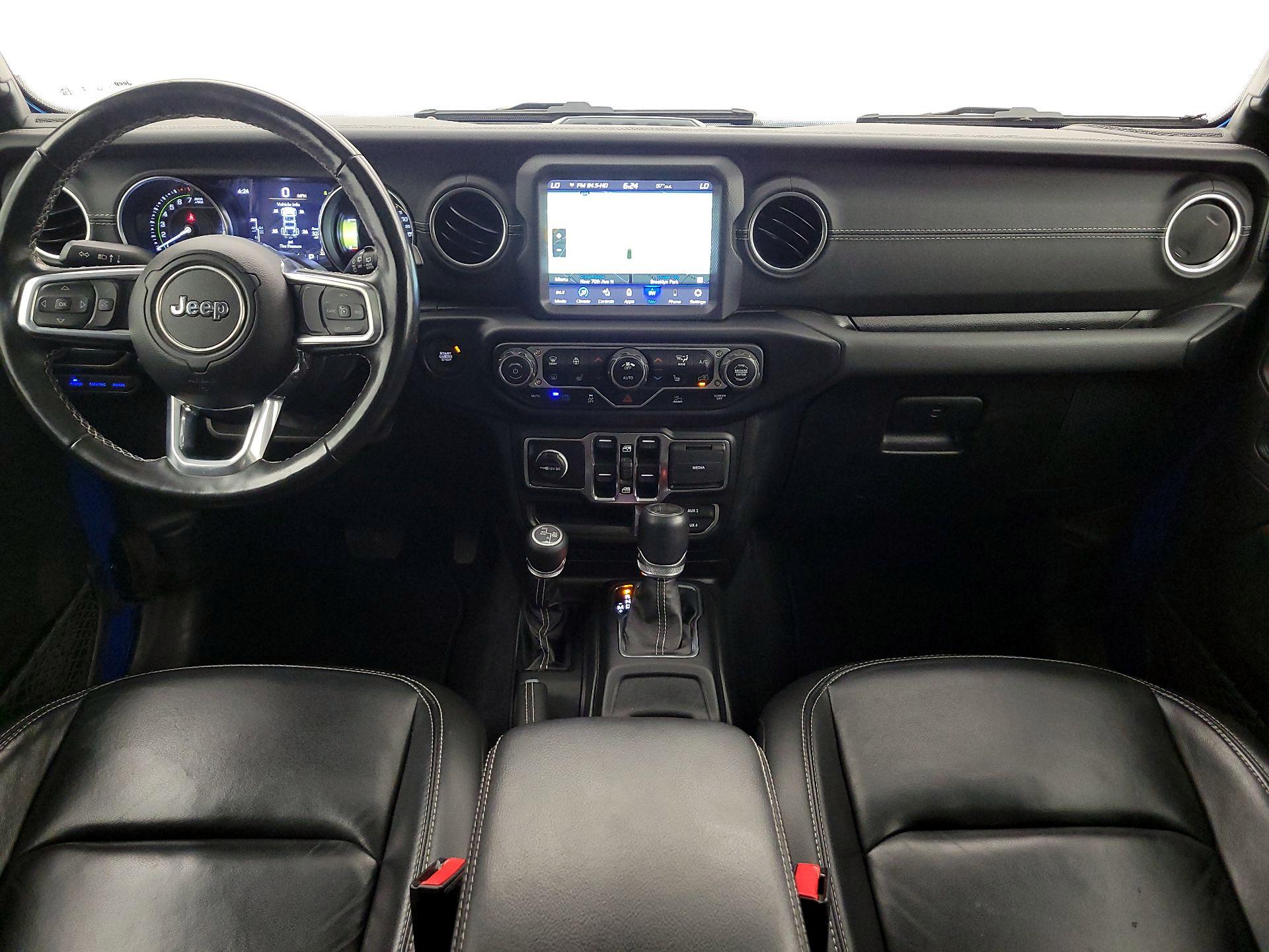 Thumbnail: 2022 Jeep Wrangler - 9