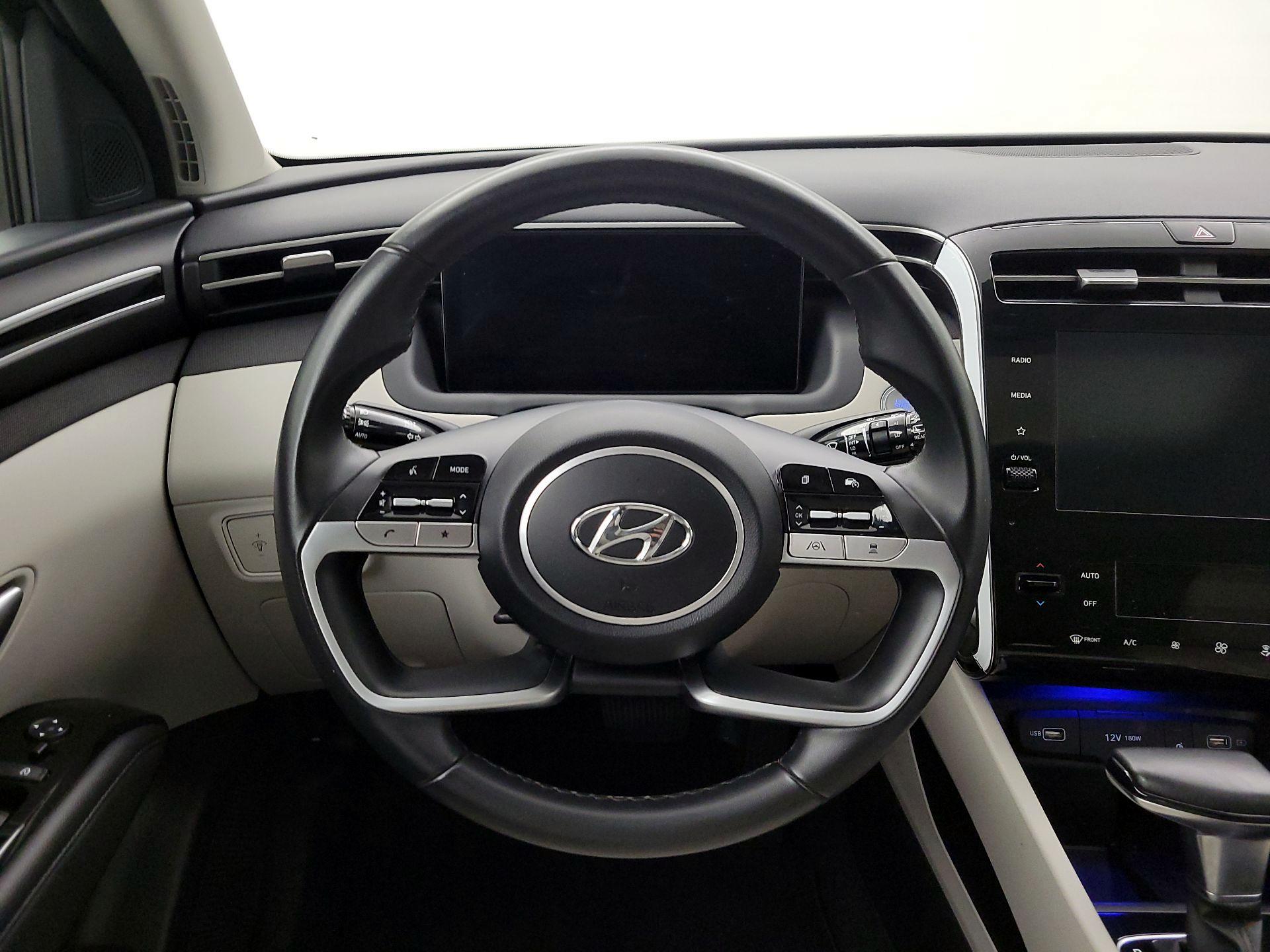 Thumbnail: 2022 Hyundai Tucson - 10