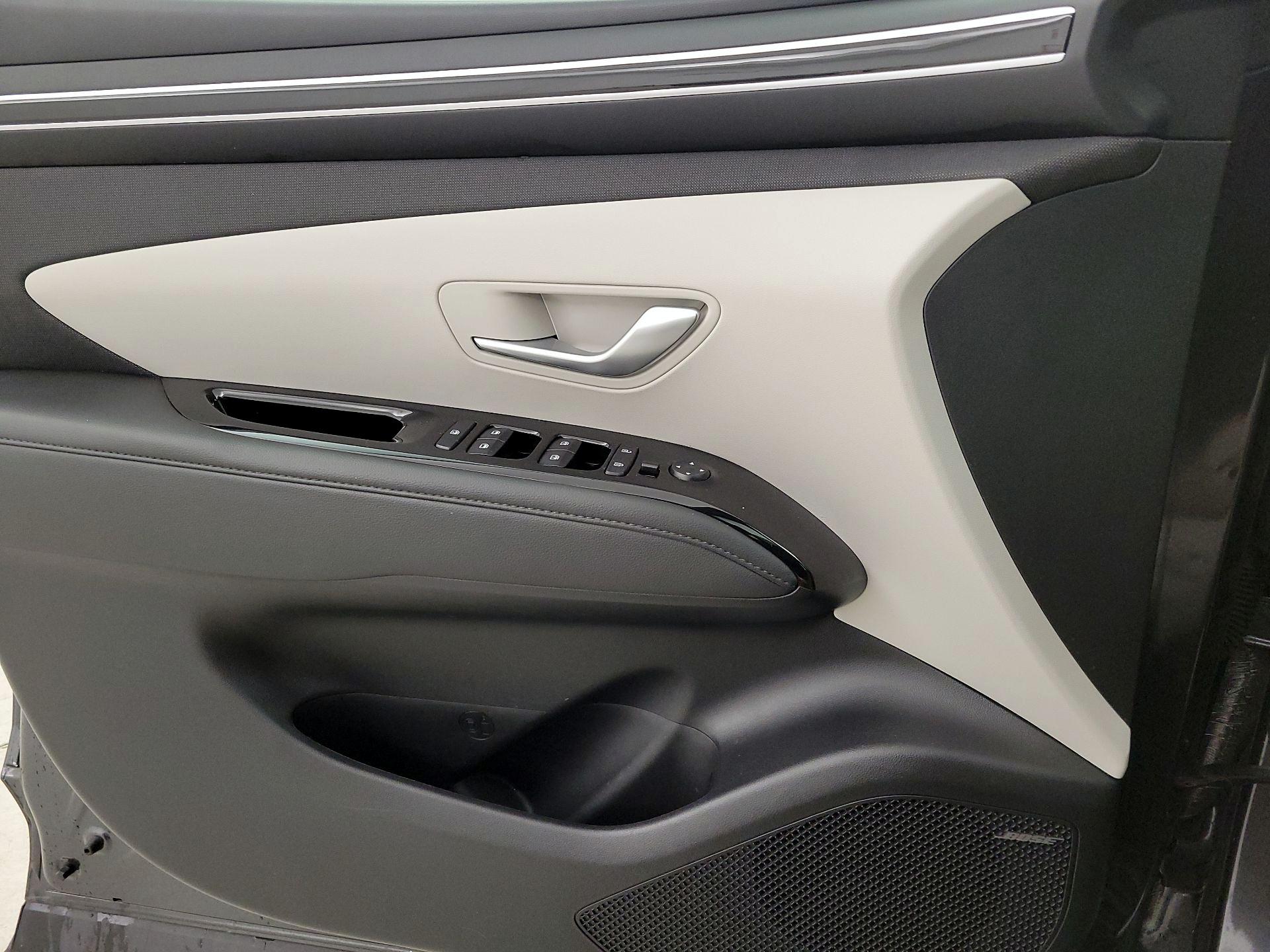 Thumbnail: 2022 Hyundai Tucson - 12
