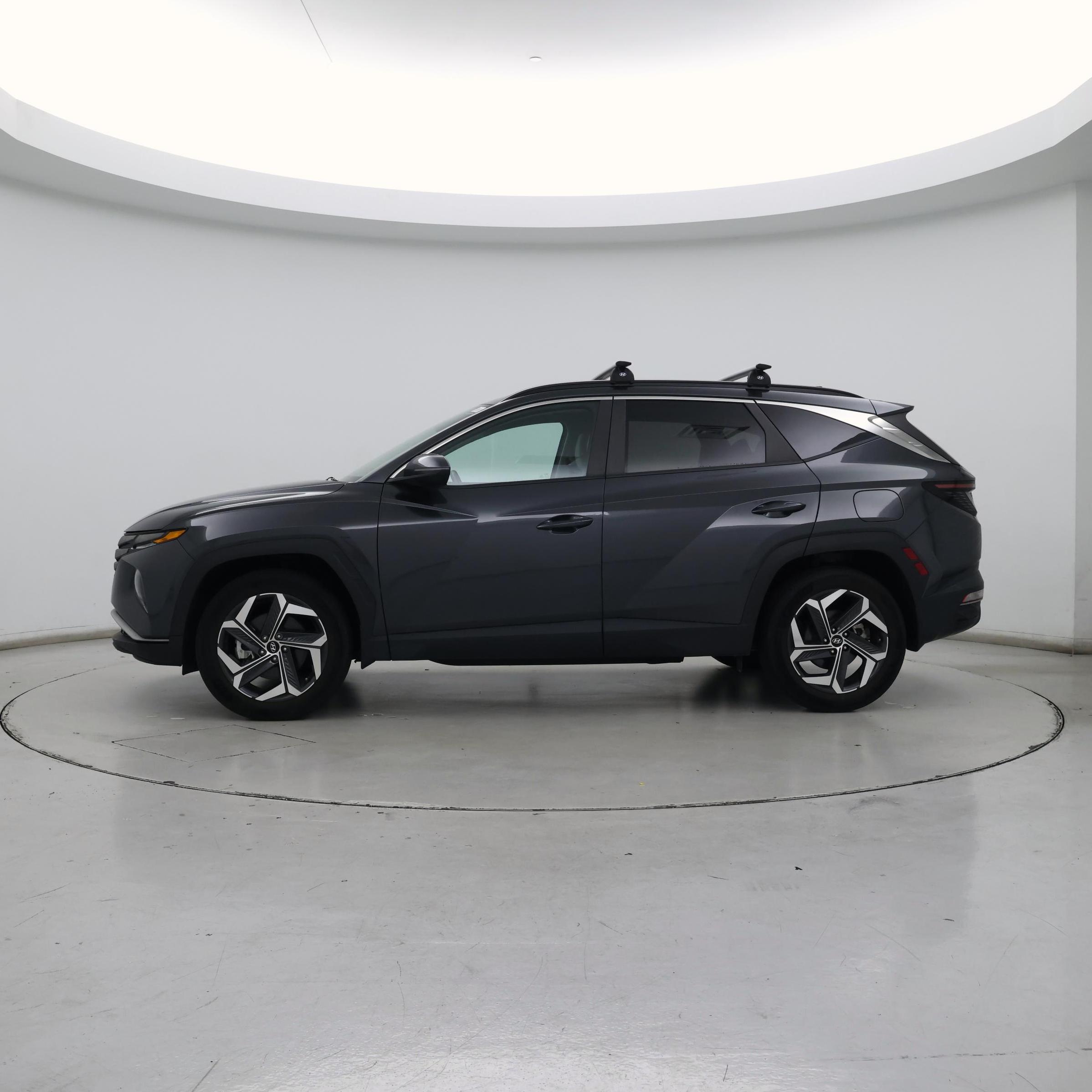 Thumbnail: 2022 Hyundai Tucson - 3