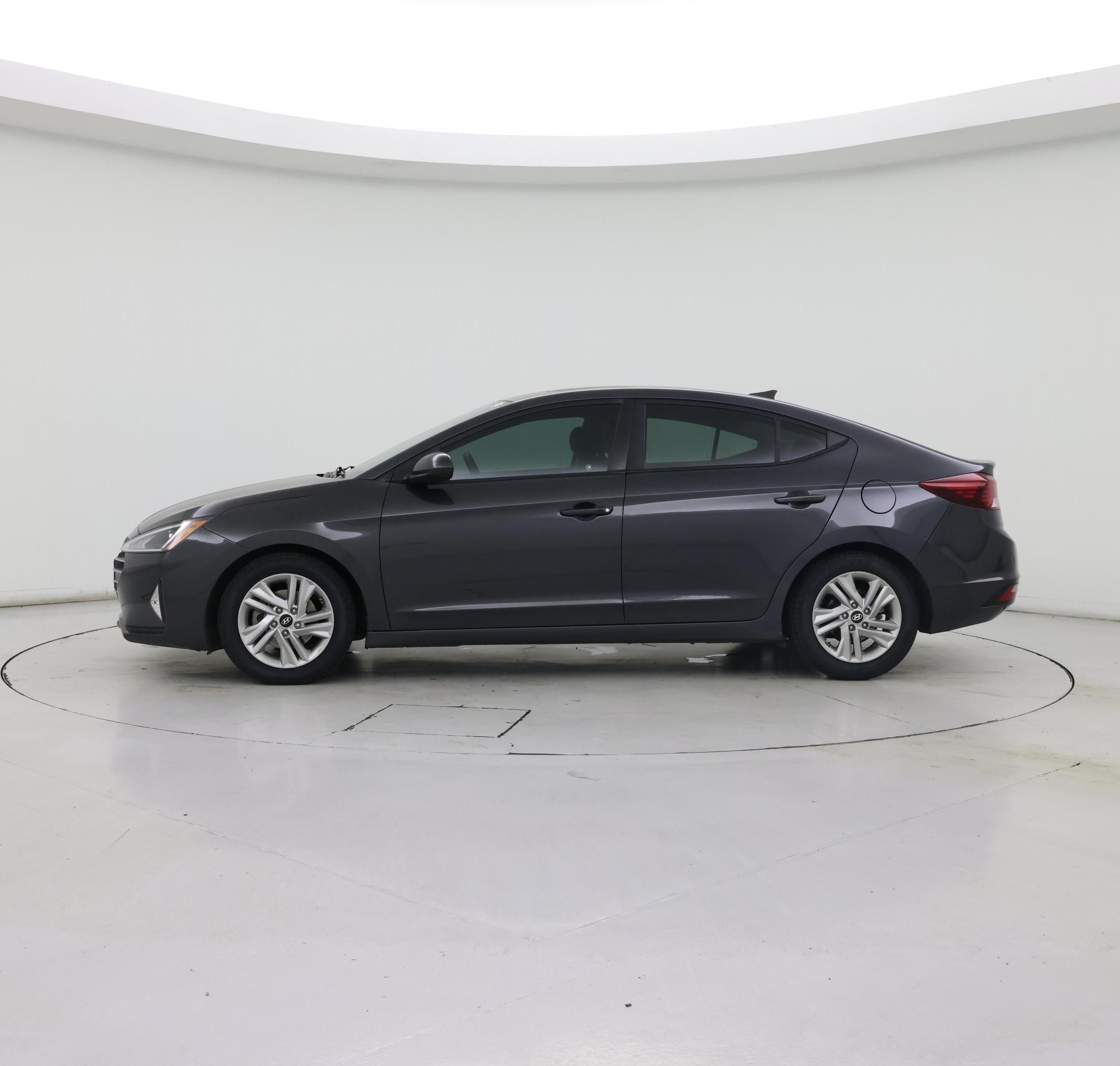 Thumbnail: 2020 Hyundai Elantra - 3