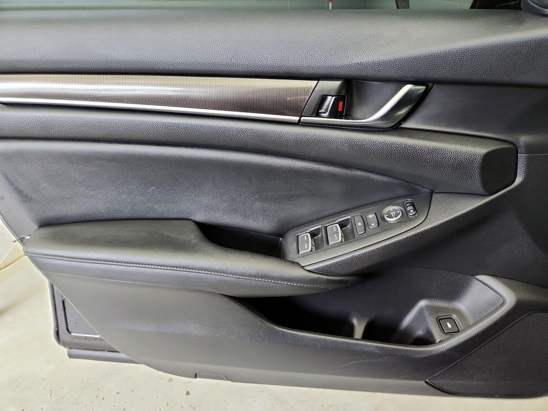 Thumbnail: 2021 Honda Accord - 12