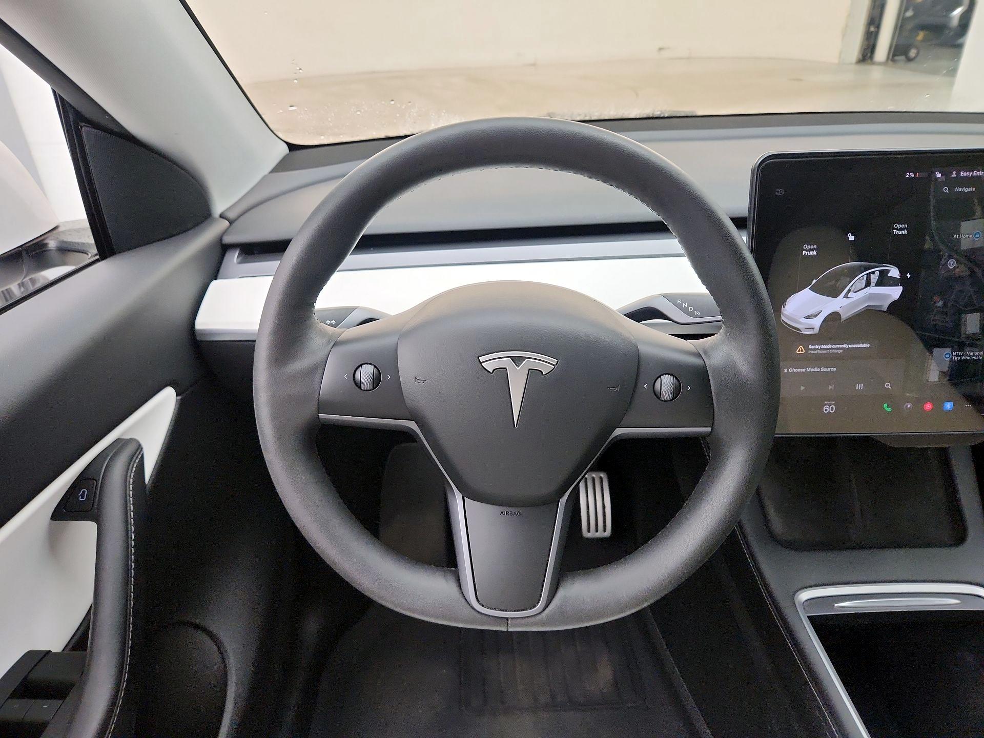 Thumbnail: 2022 Tesla Model Y - 10