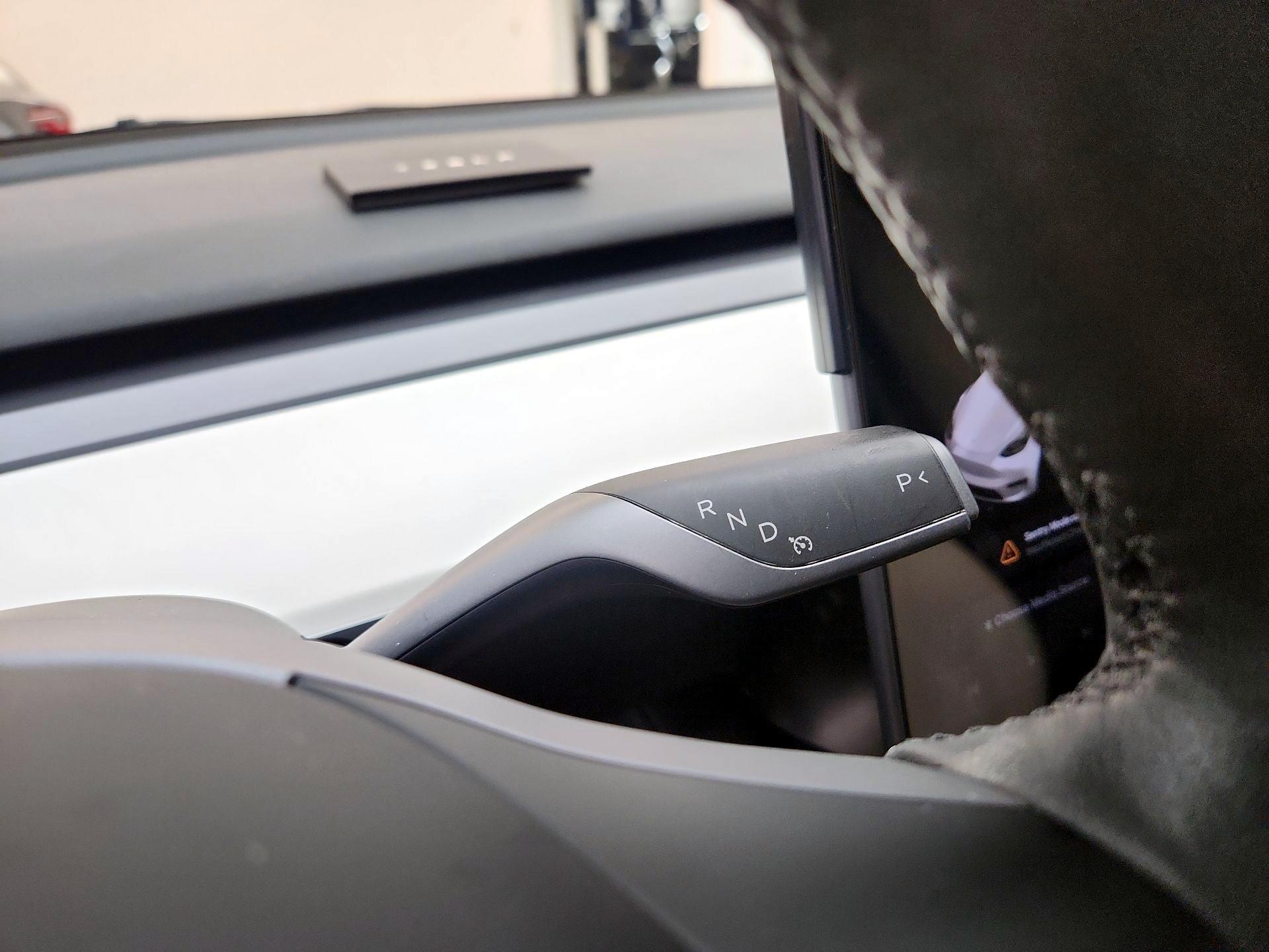 Thumbnail: 2022 Tesla Model Y - 17