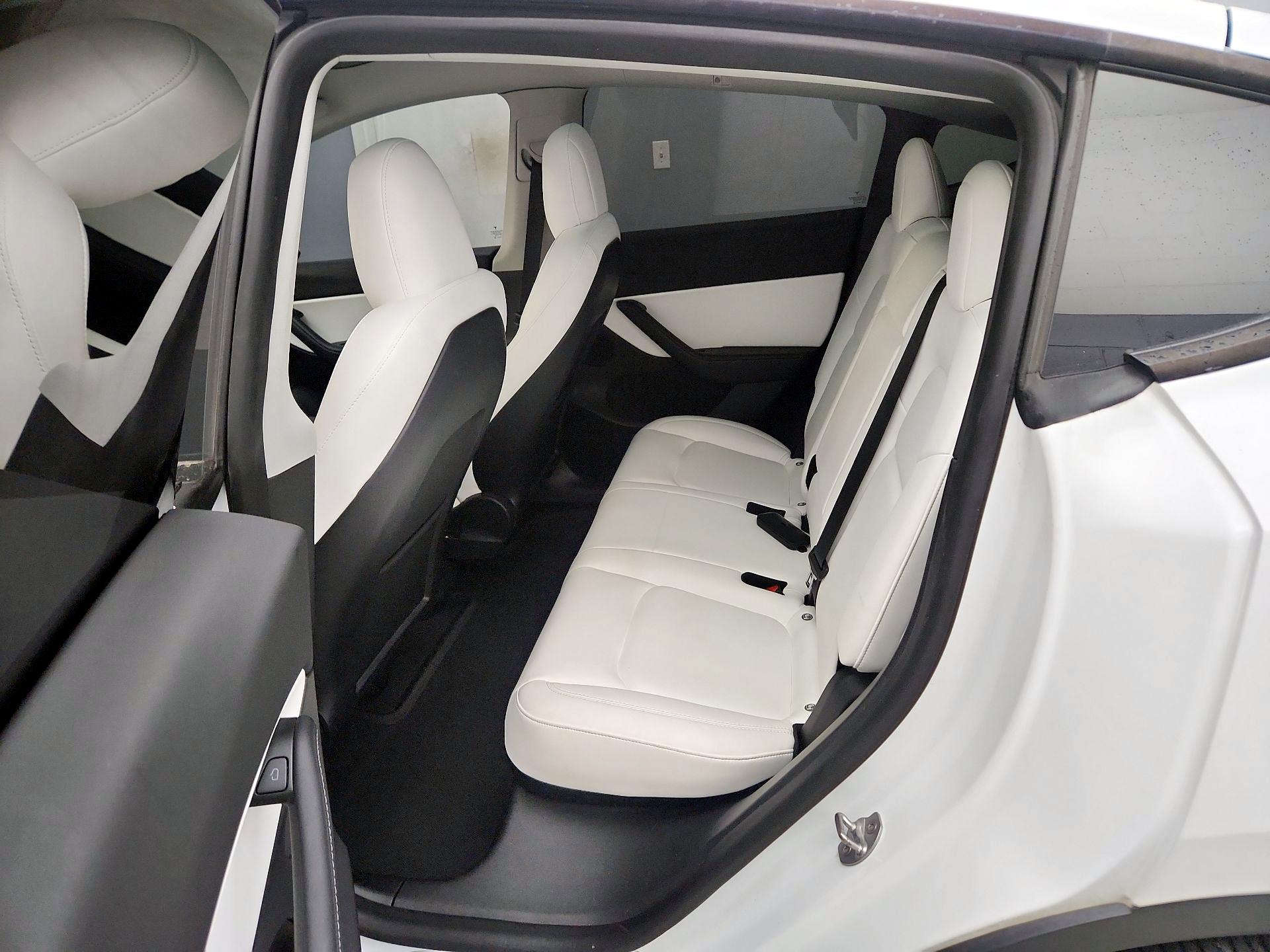 Thumbnail: 2022 Tesla Model Y - 20