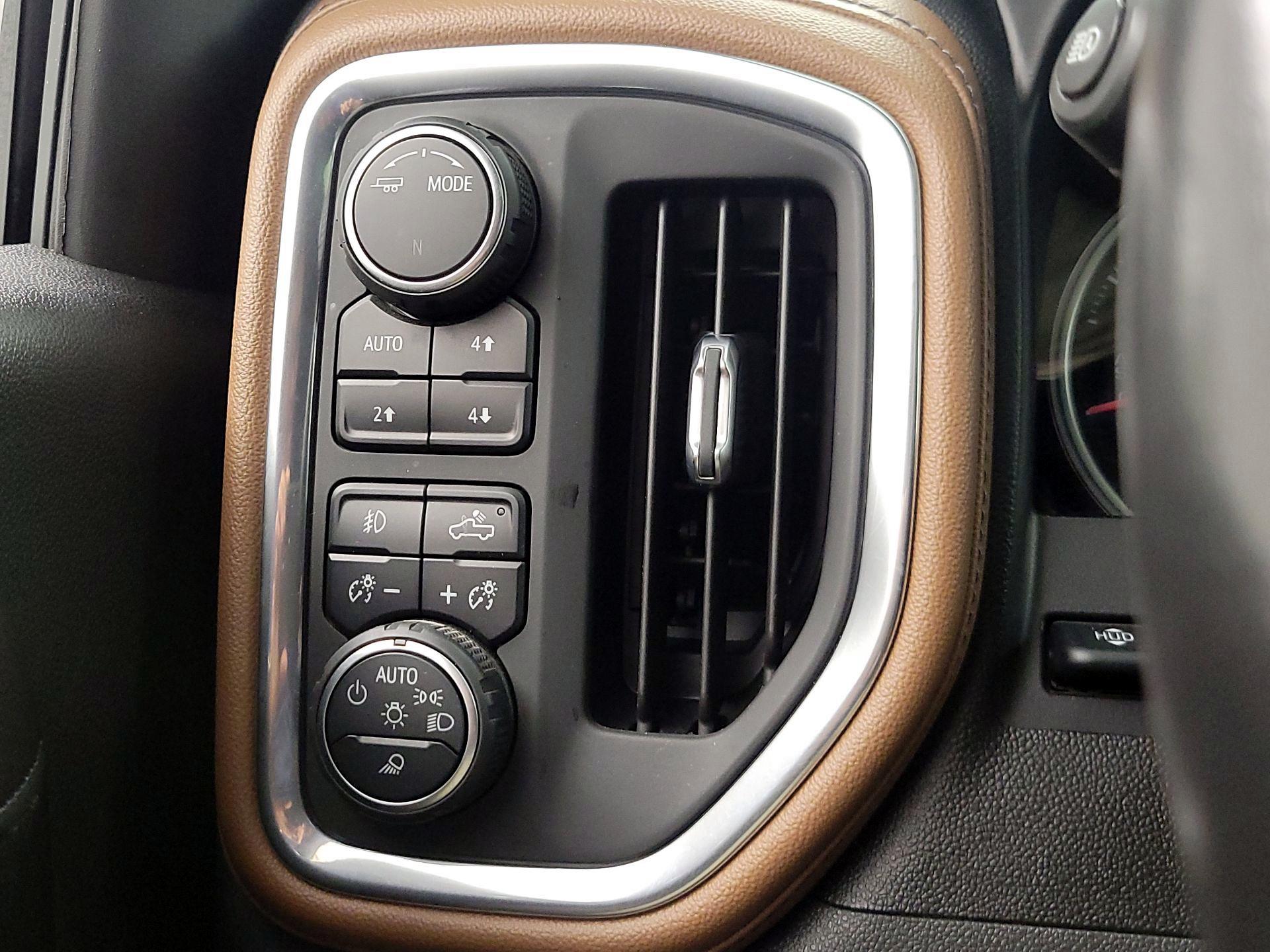 Thumbnail: 2021 Chevrolet Silverado 1500 - 13