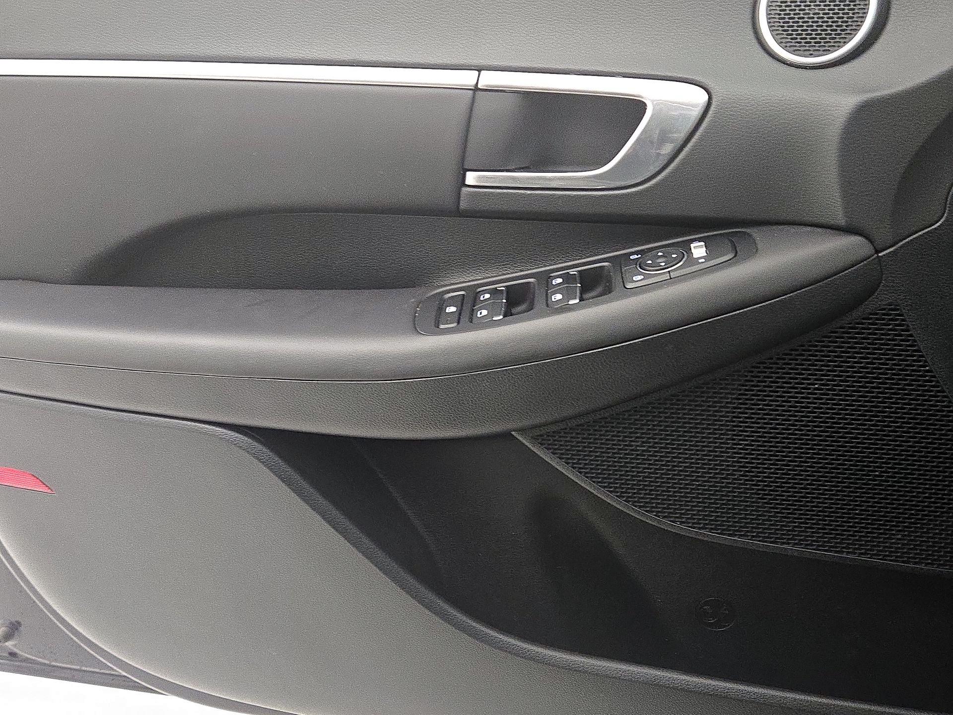 Thumbnail: 2023 Hyundai Sonata - 12