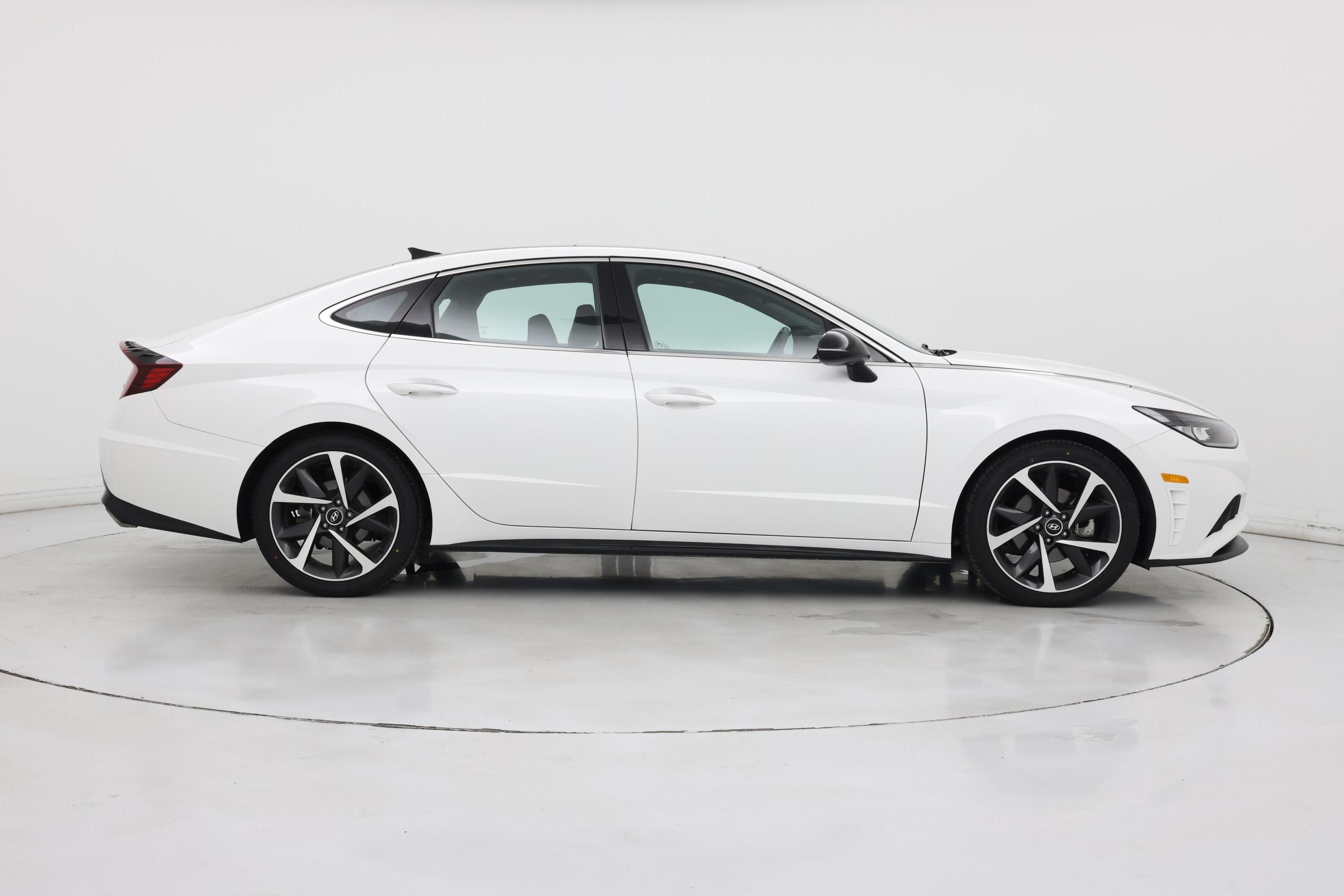 Thumbnail: 2022 Hyundai Sonata - 7