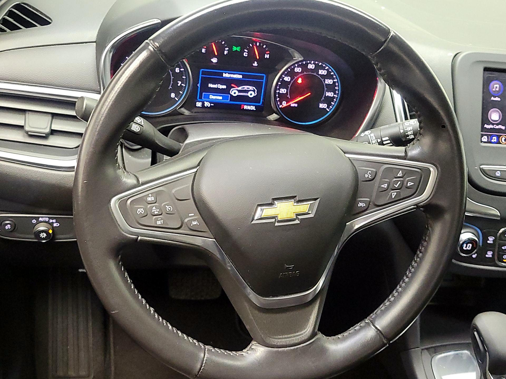 Thumbnail: 2022 Chevrolet Equinox - 10
