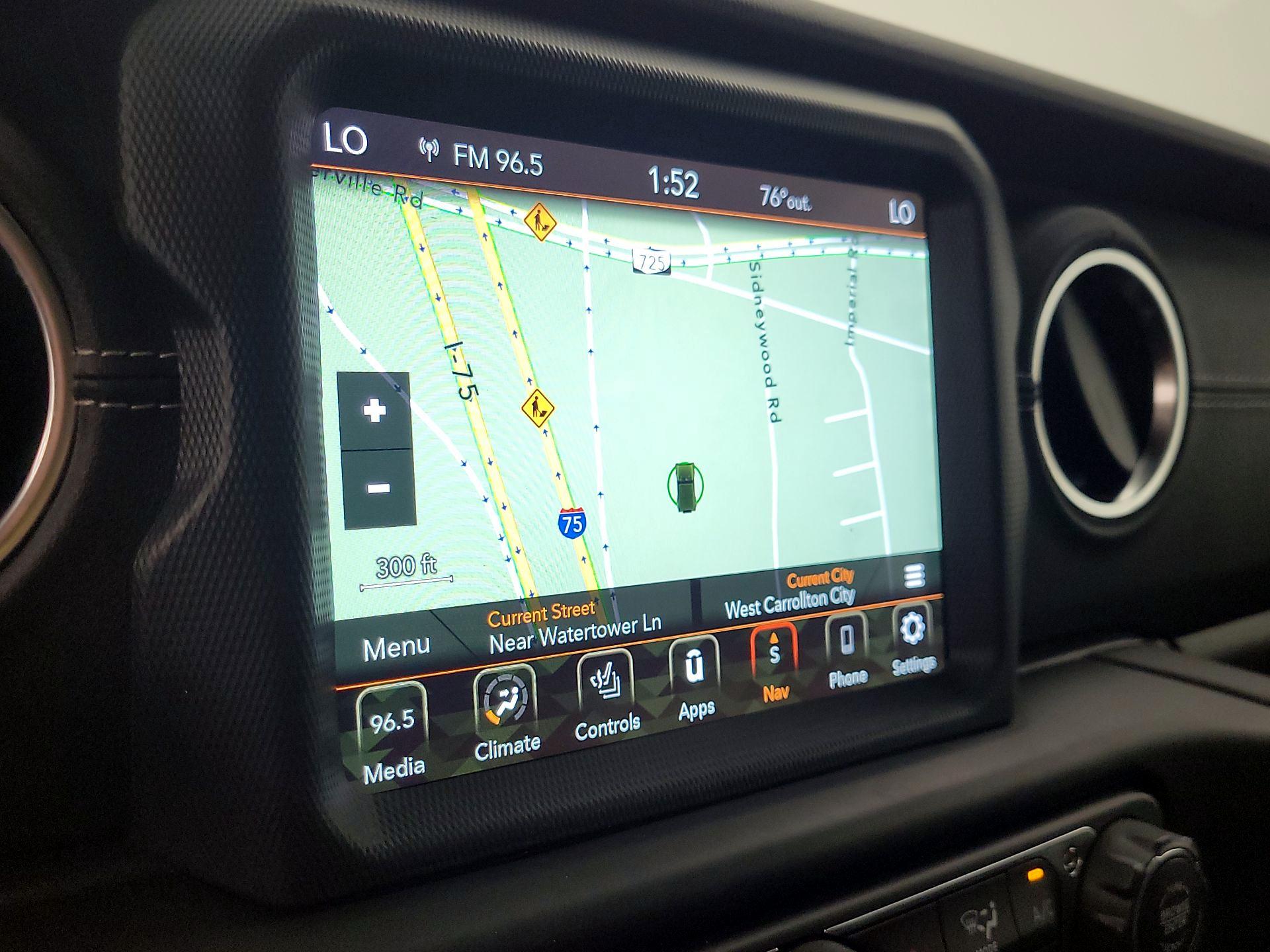 Thumbnail: 2022 Jeep Wrangler - 14