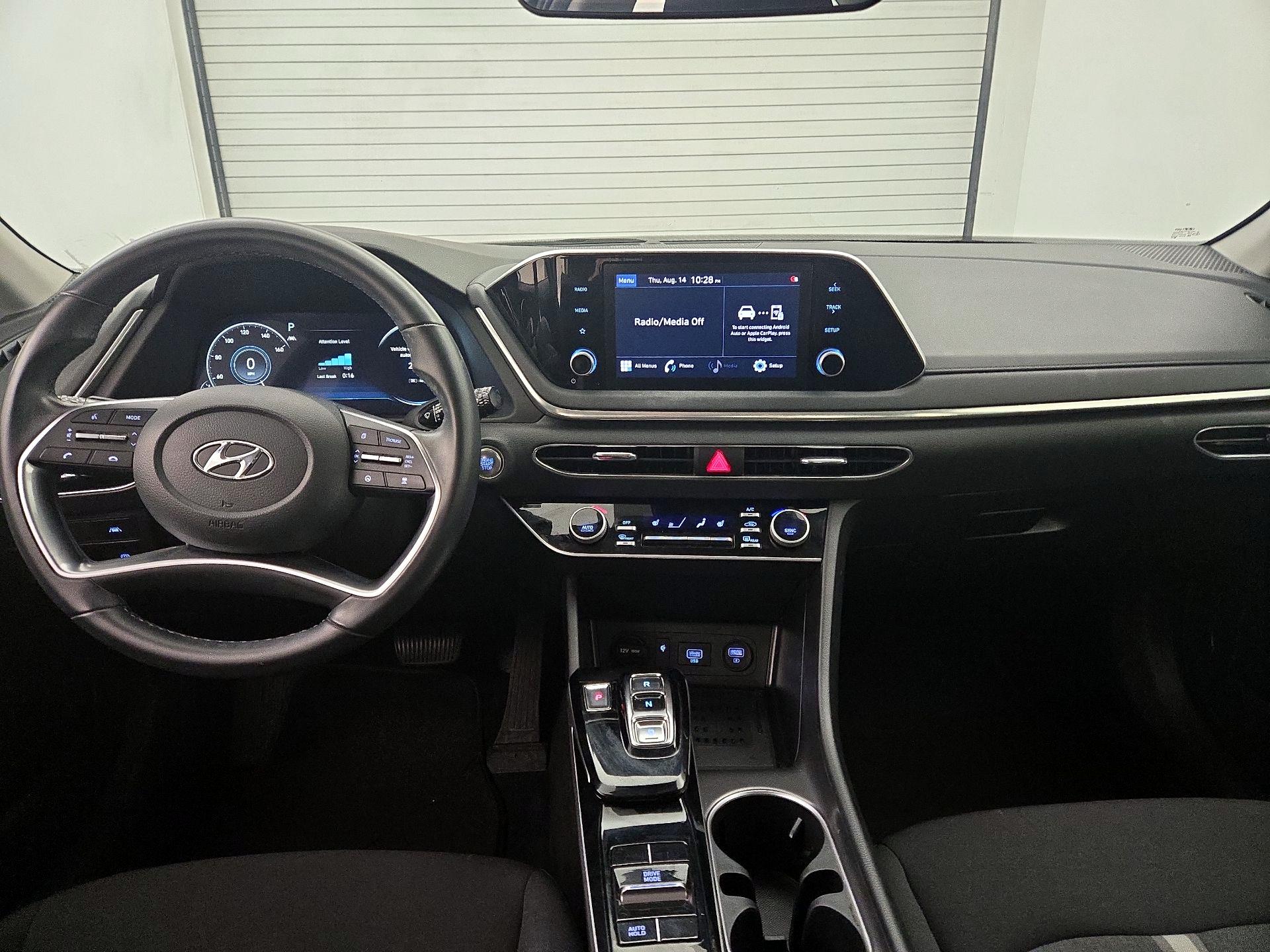 Thumbnail: 2022 Hyundai Sonata - 9