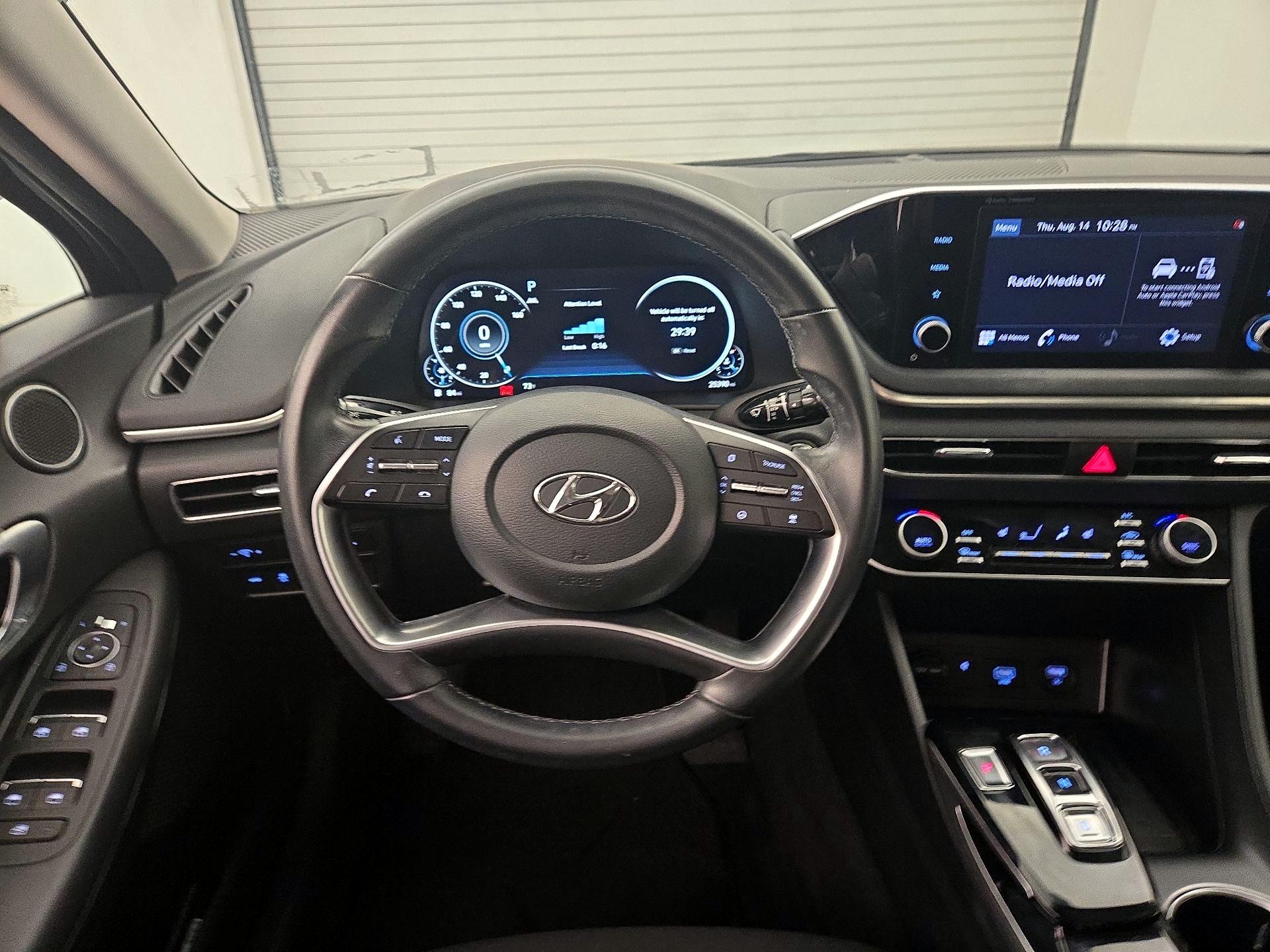 Thumbnail: 2022 Hyundai Sonata - 10