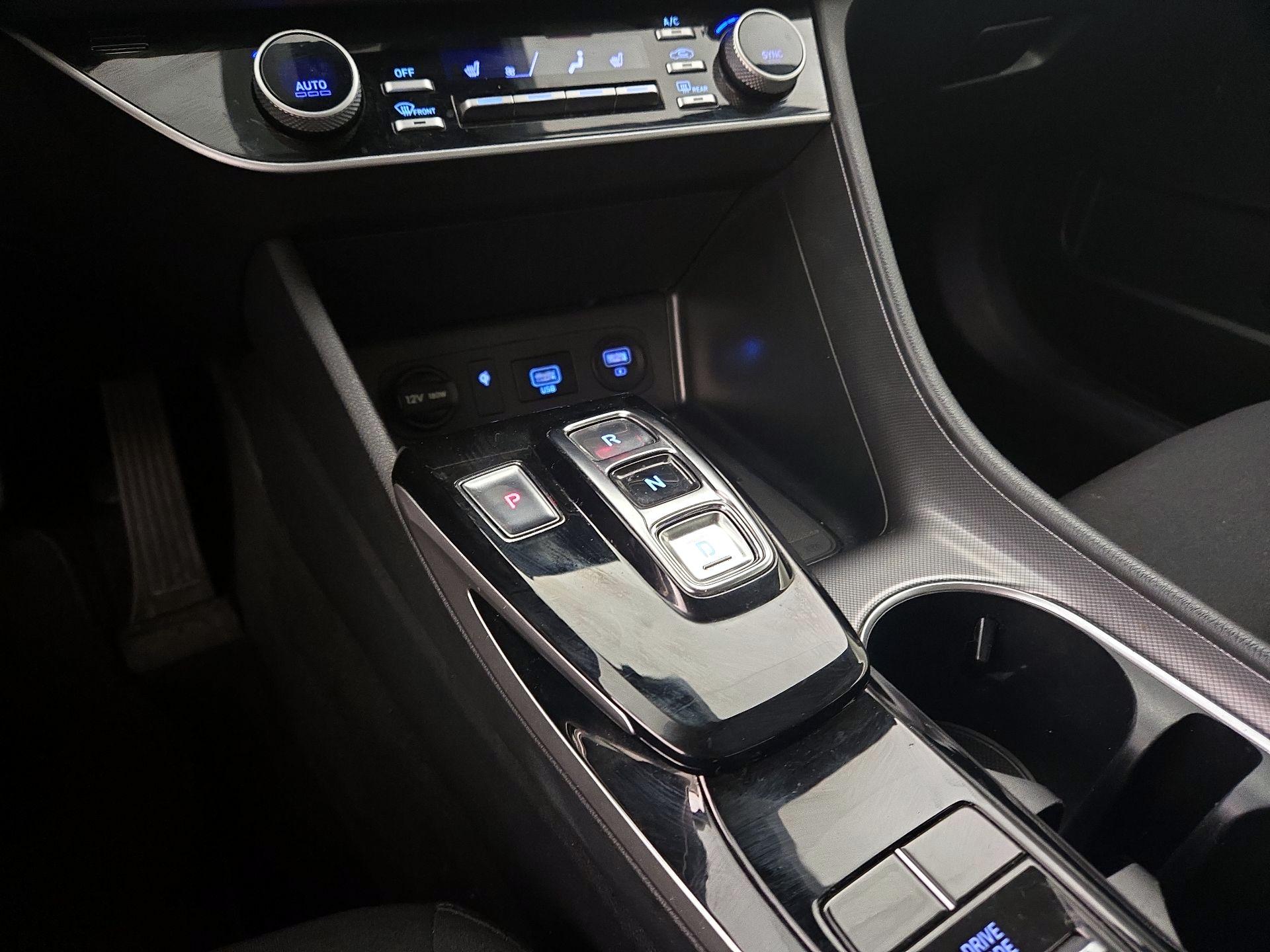 Thumbnail: 2022 Hyundai Sonata - 17