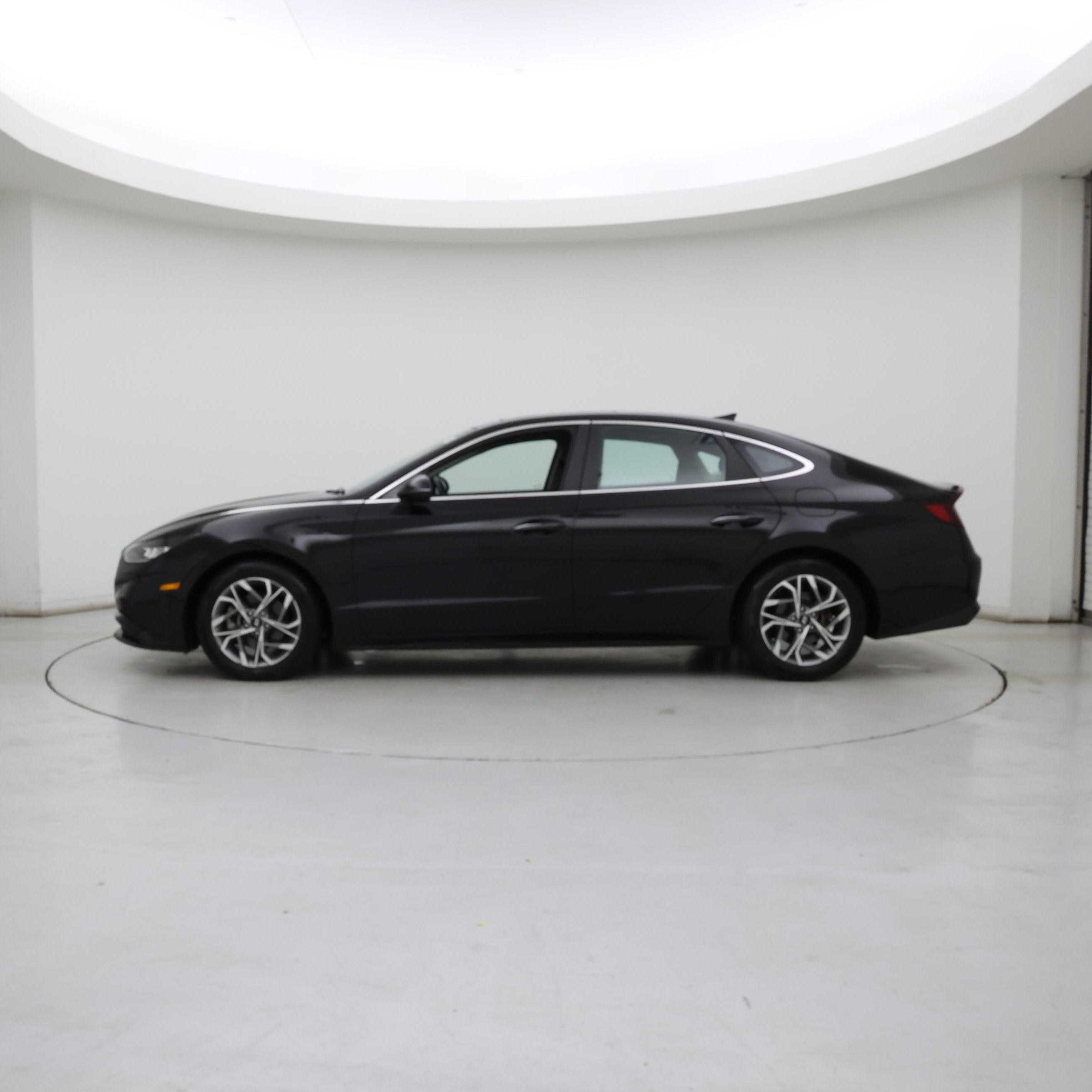 Thumbnail: 2022 Hyundai Sonata - 3