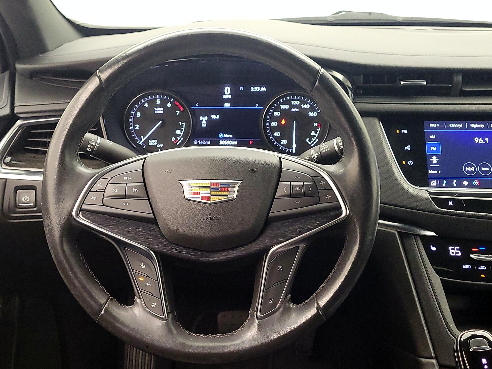 Thumbnail: 2021 Cadillac XT5 - 10